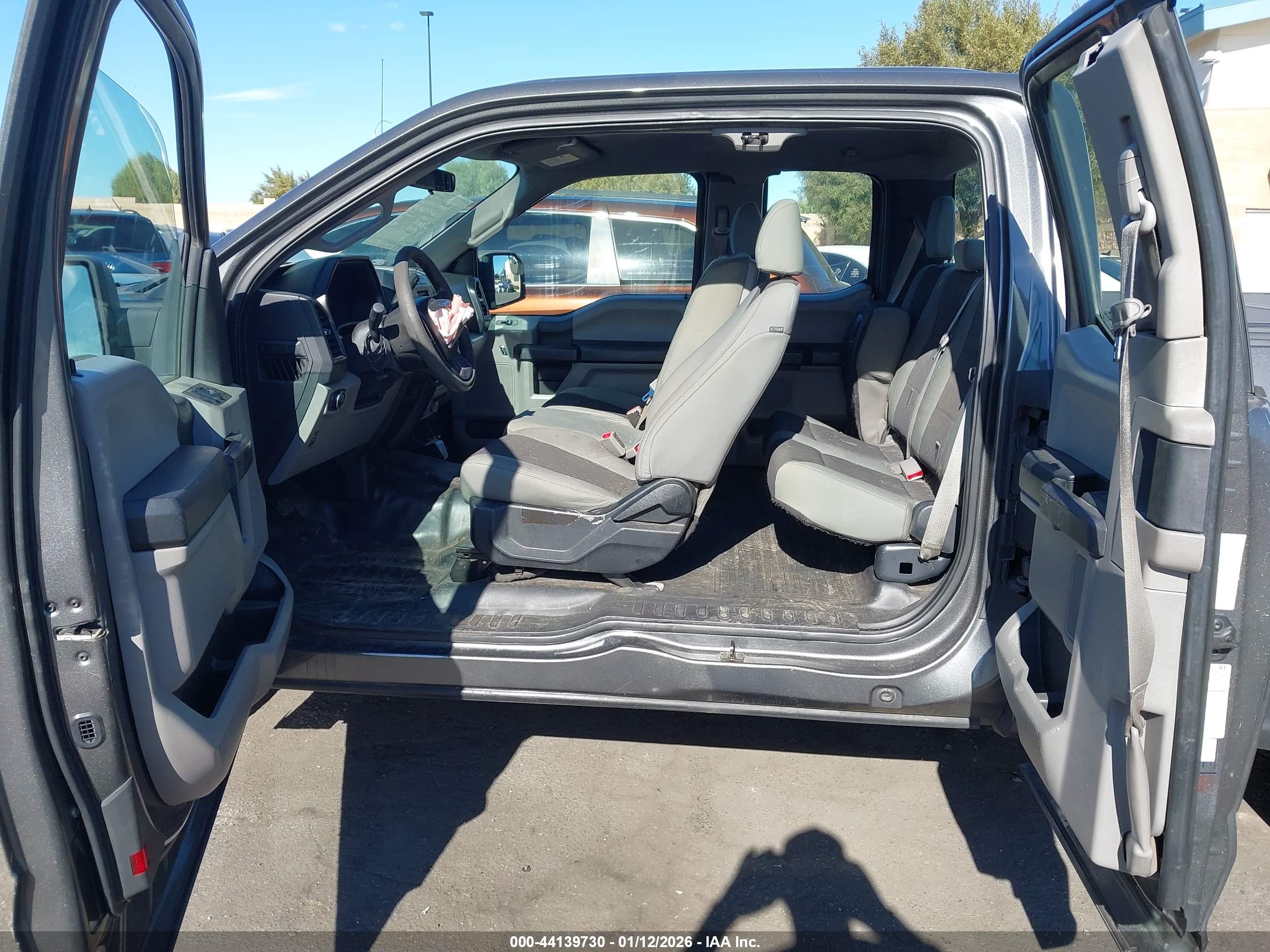 FORD F-150 image 8