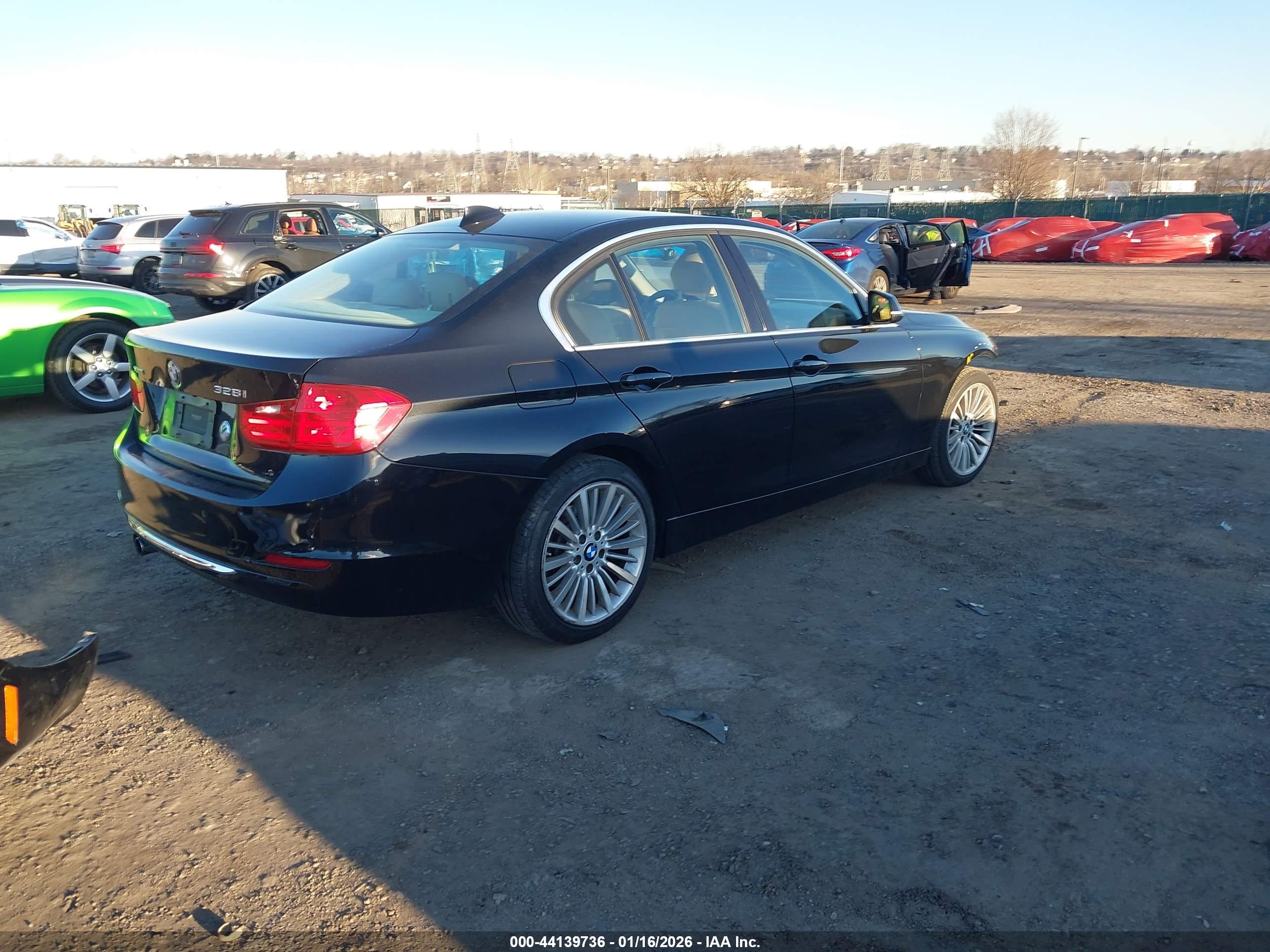 BMW 328I image 4