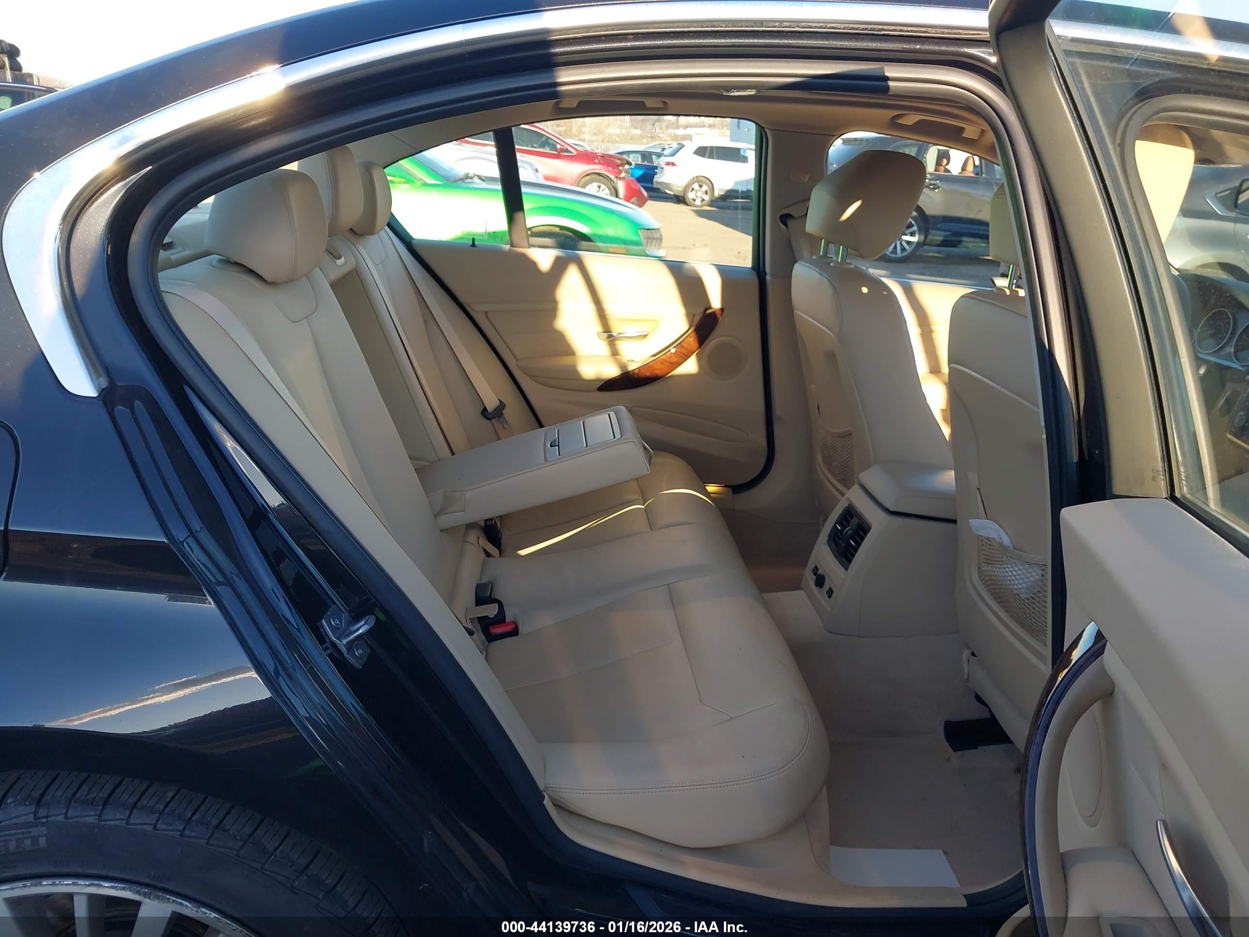 BMW 328I image 8