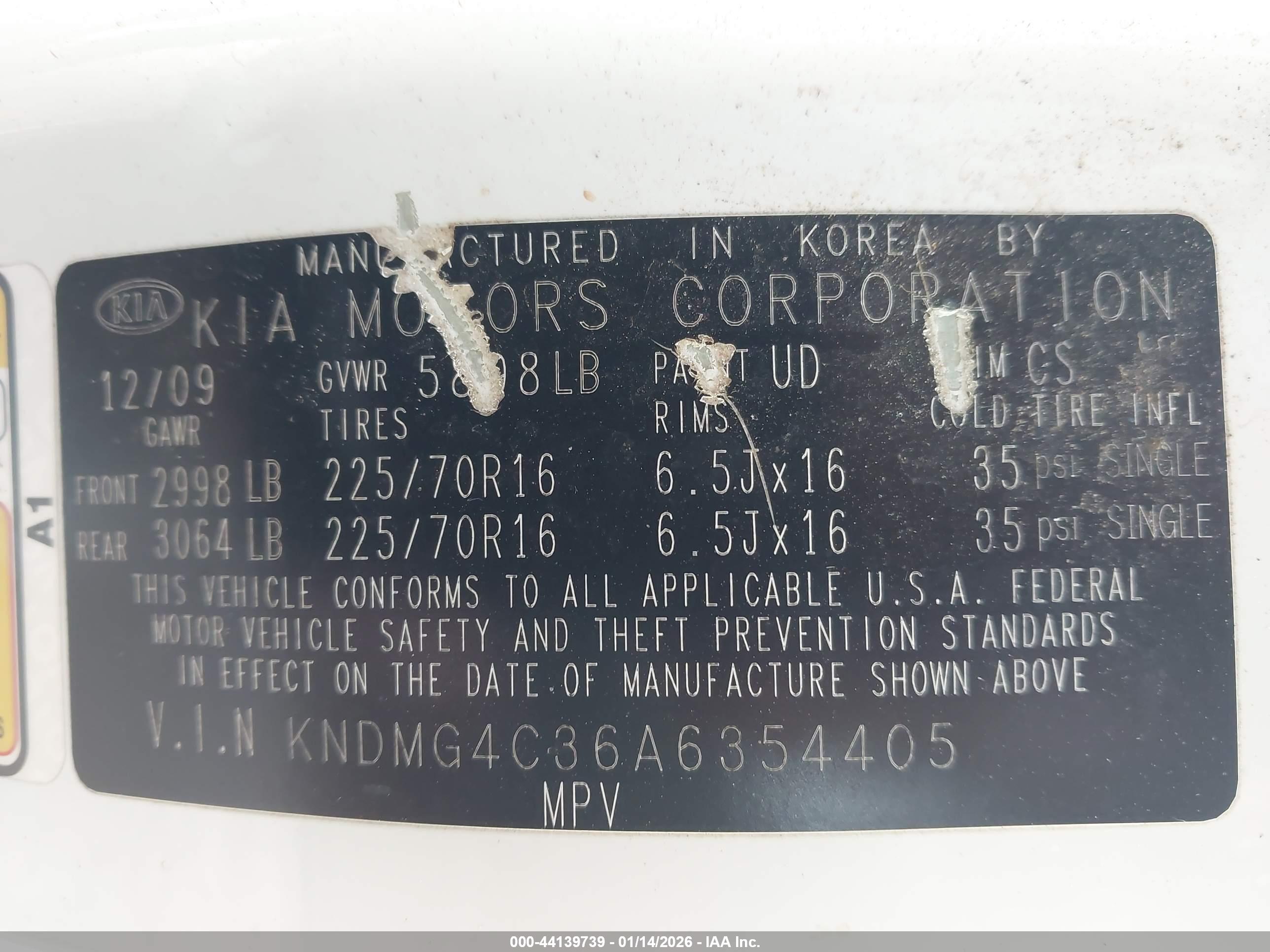 KIA SEDONA image 9