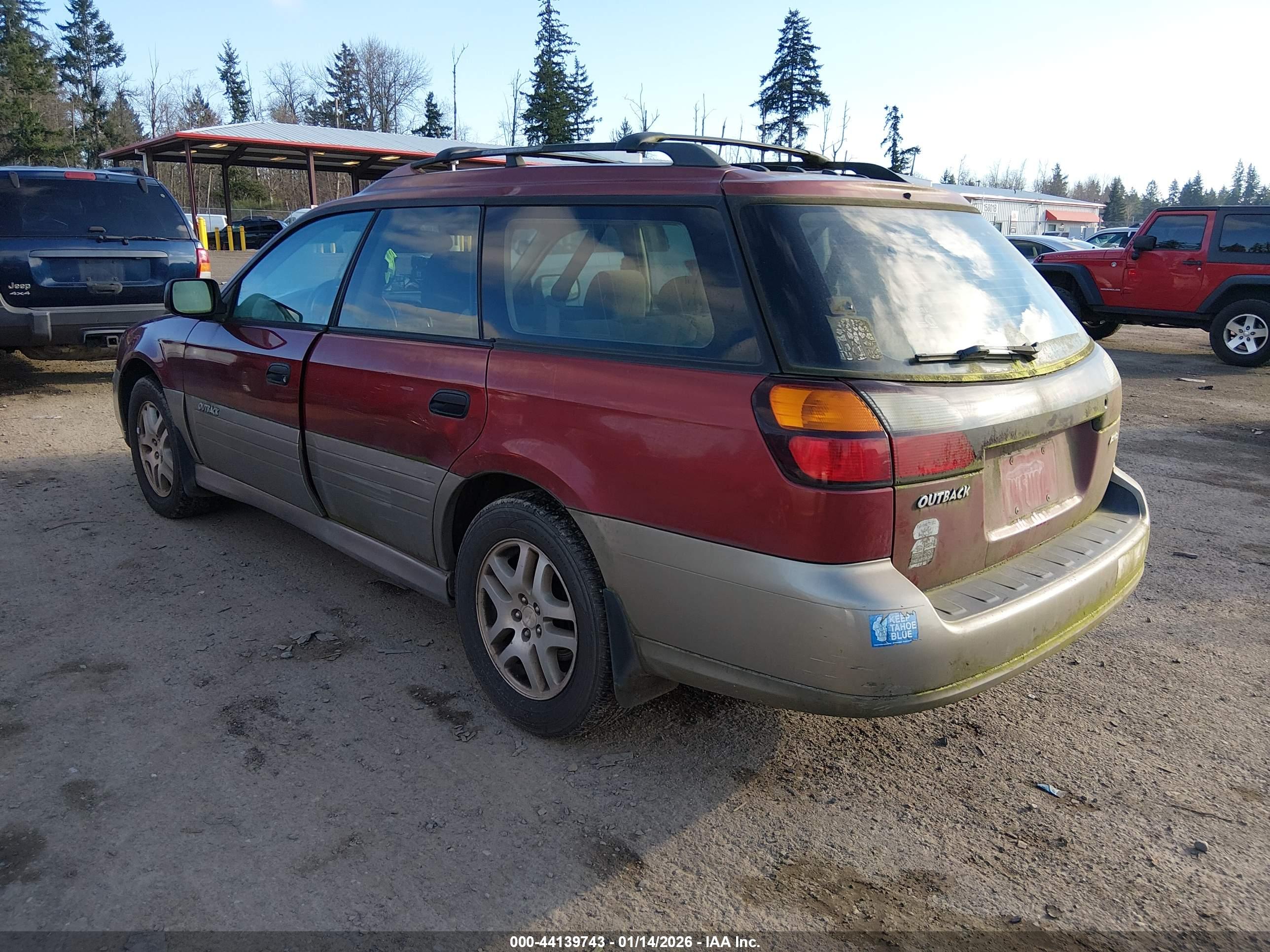 SUBARU OUTBACK image 3