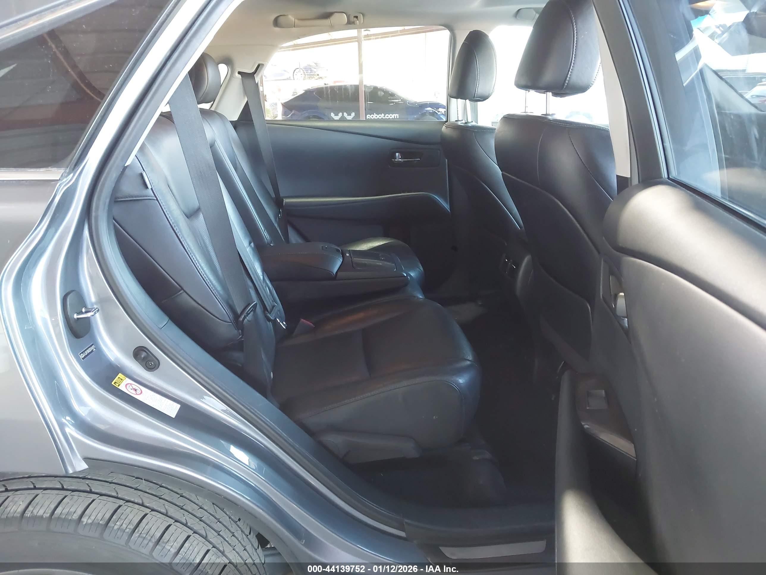 LEXUS RX image 8