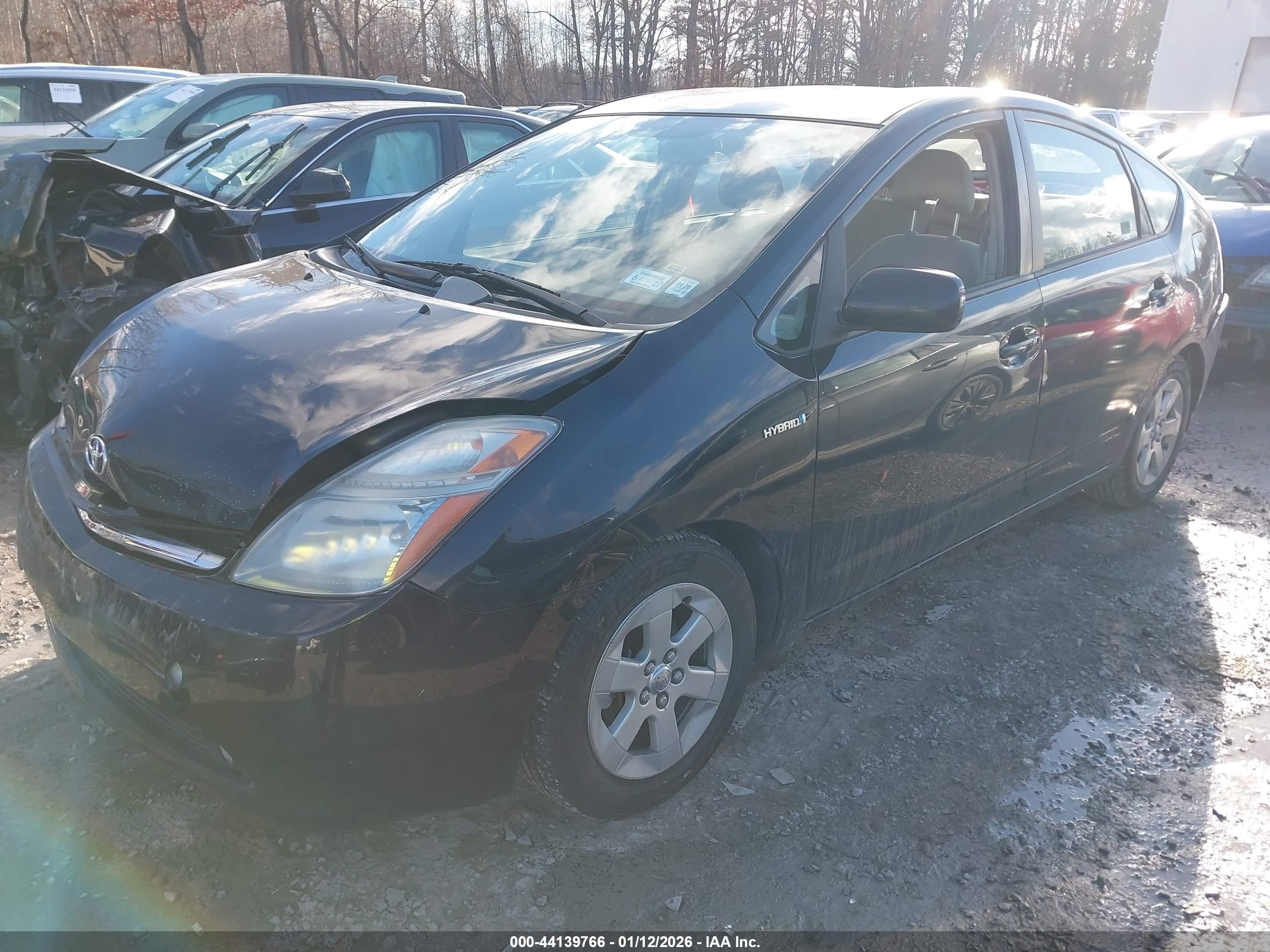 TOYOTA PRIUS image 2