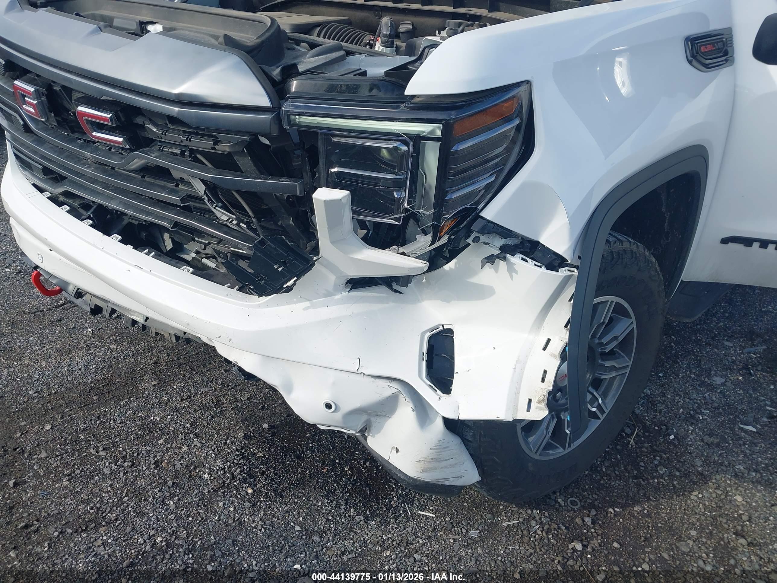 GMC SIERRA image 6