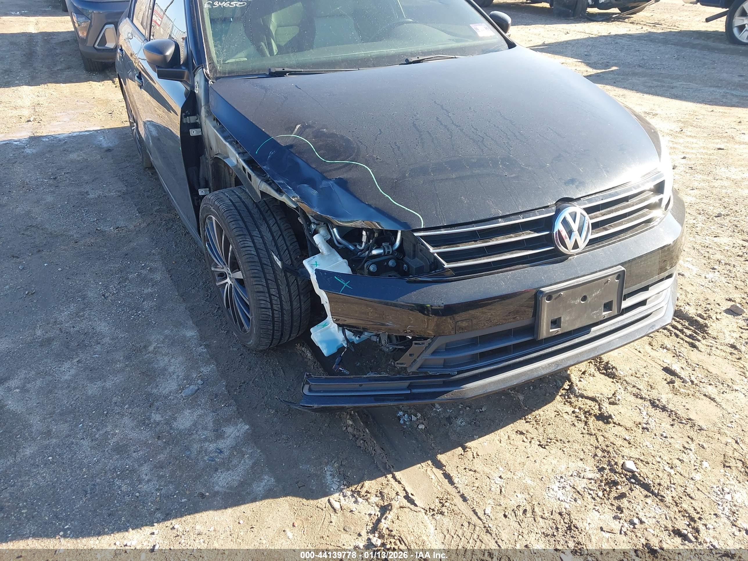 VOLKSWAGEN JETTA image 6