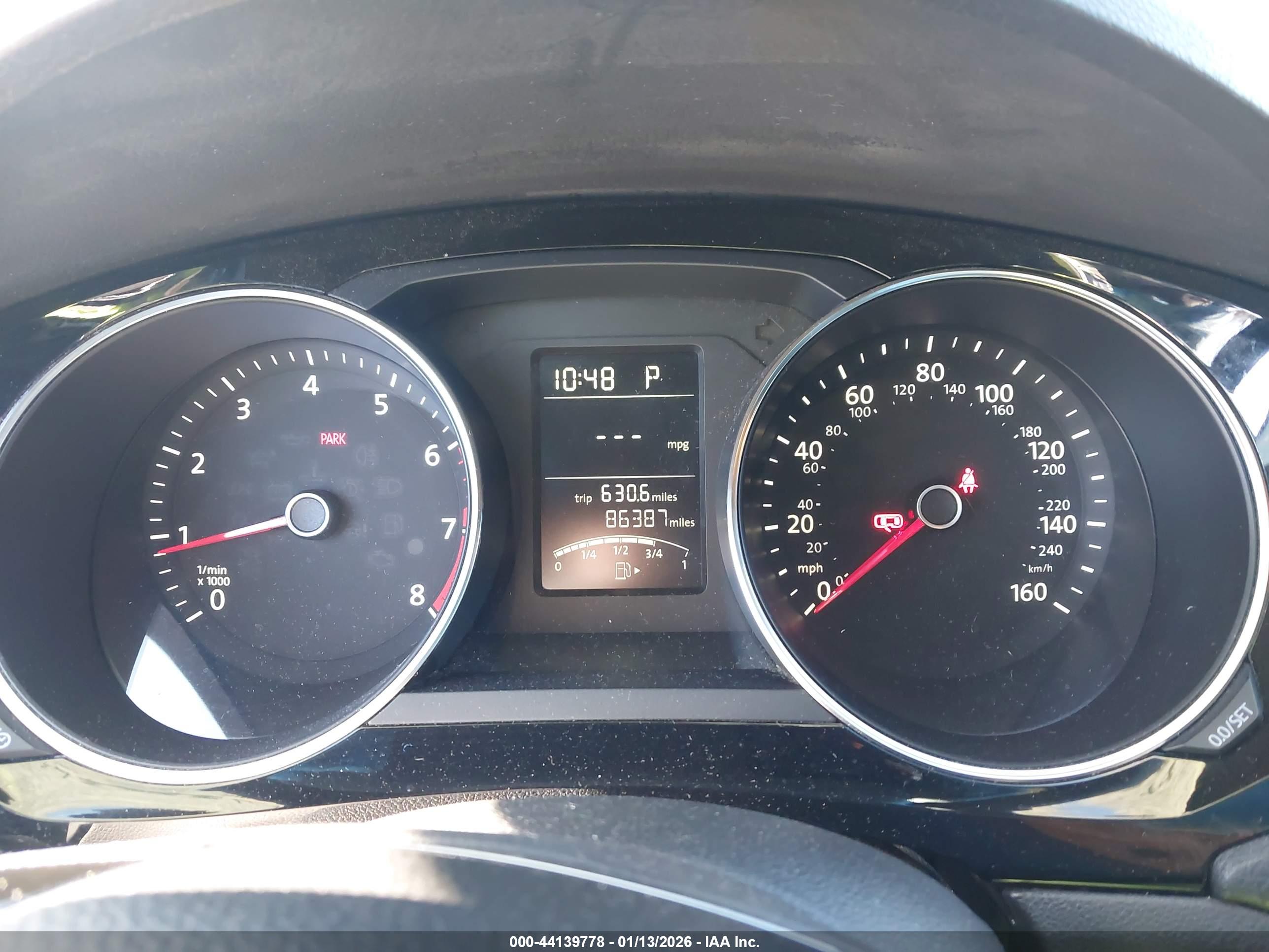 VOLKSWAGEN JETTA image 7