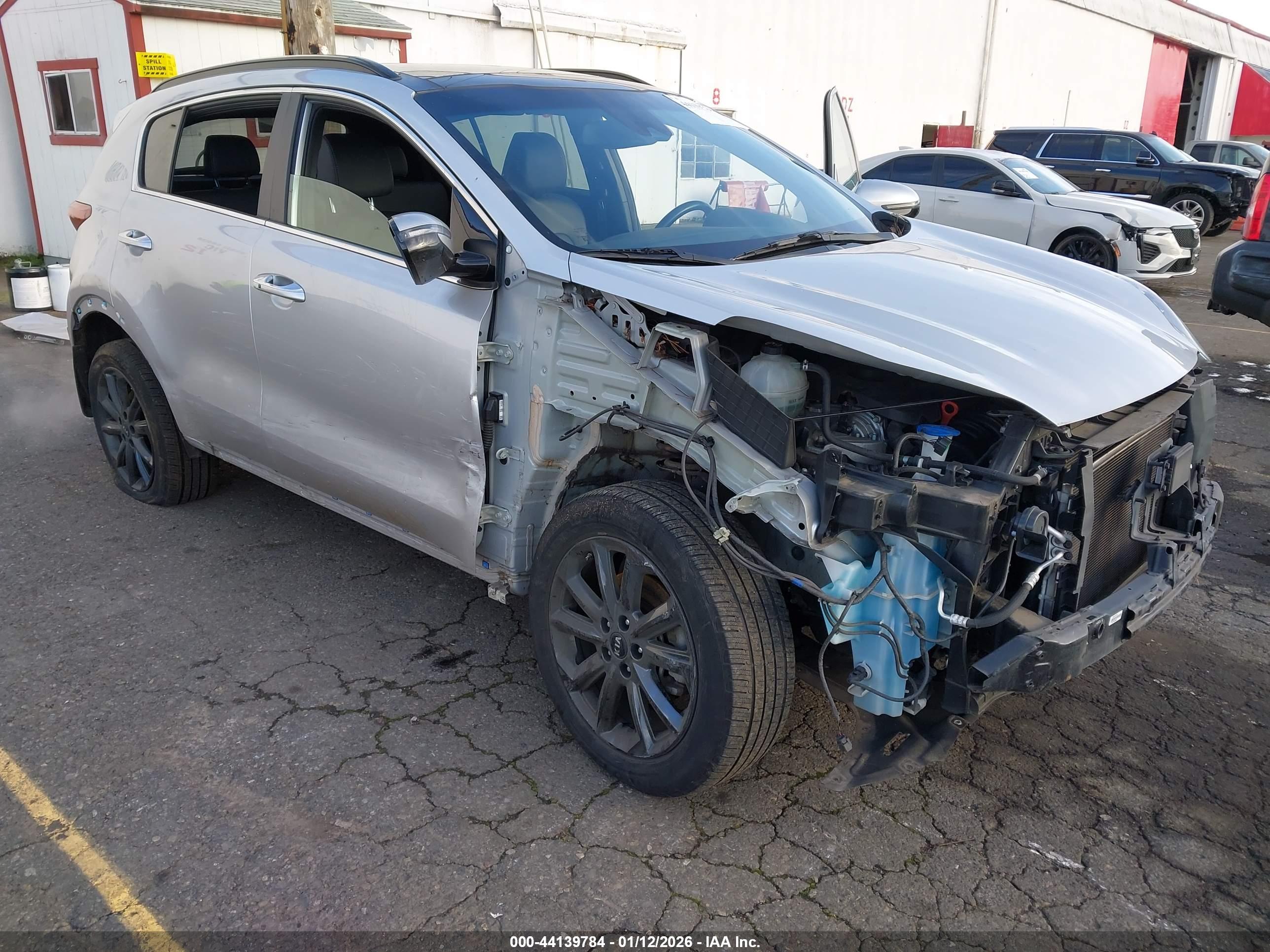 KIA SPORTAGE image 6
