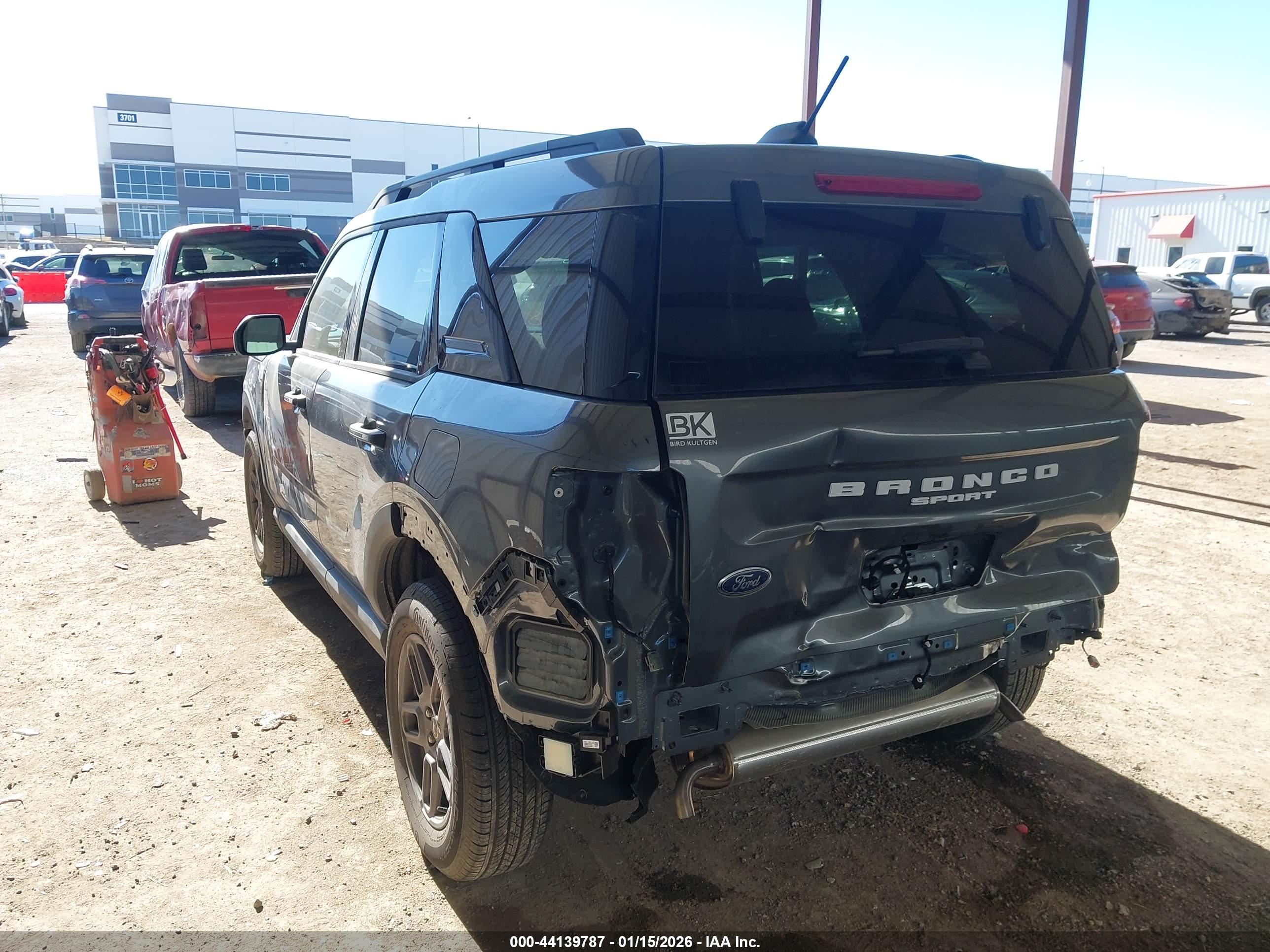 FORD BRONCO image 3