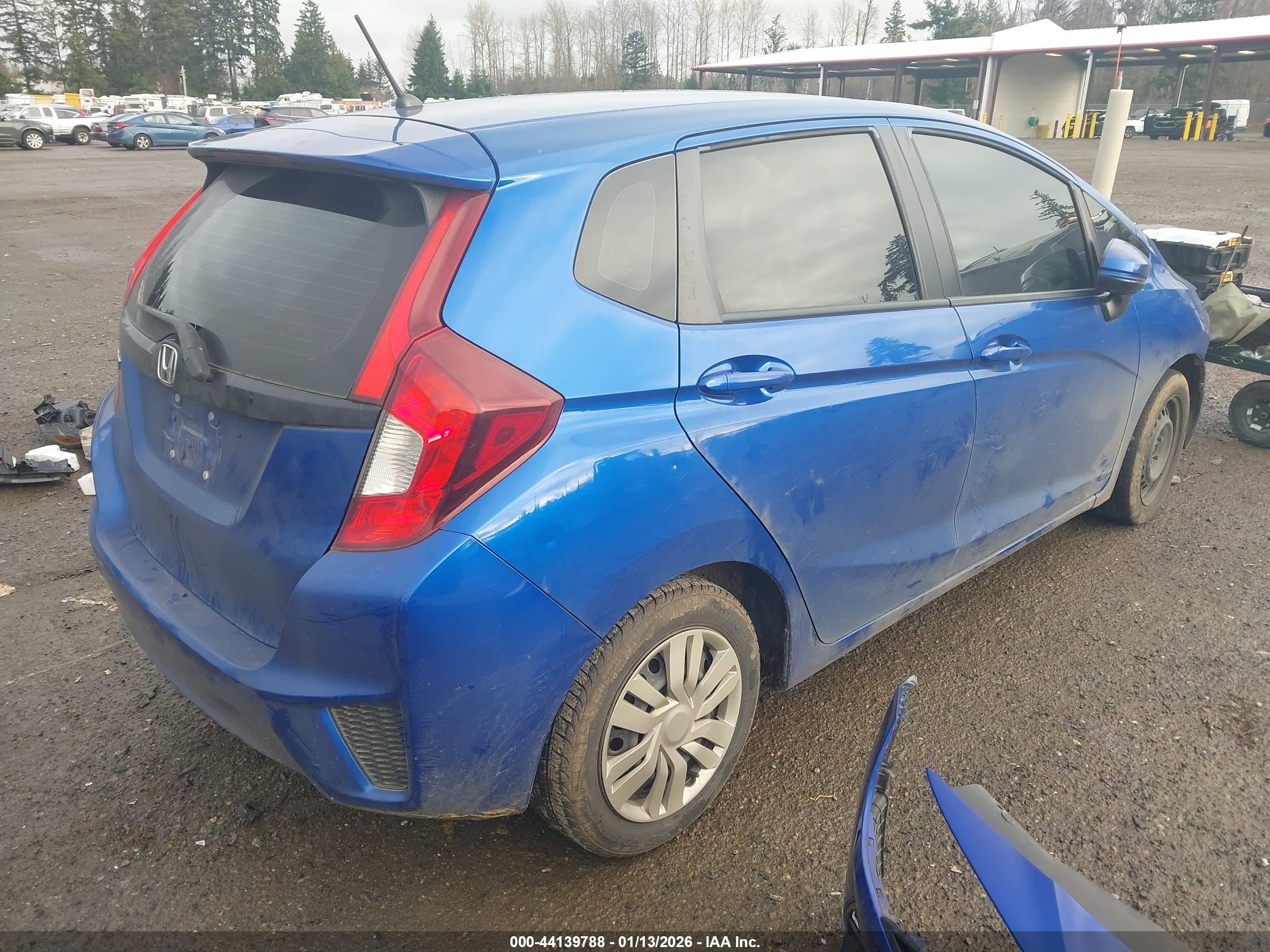 HONDA FIT image 4