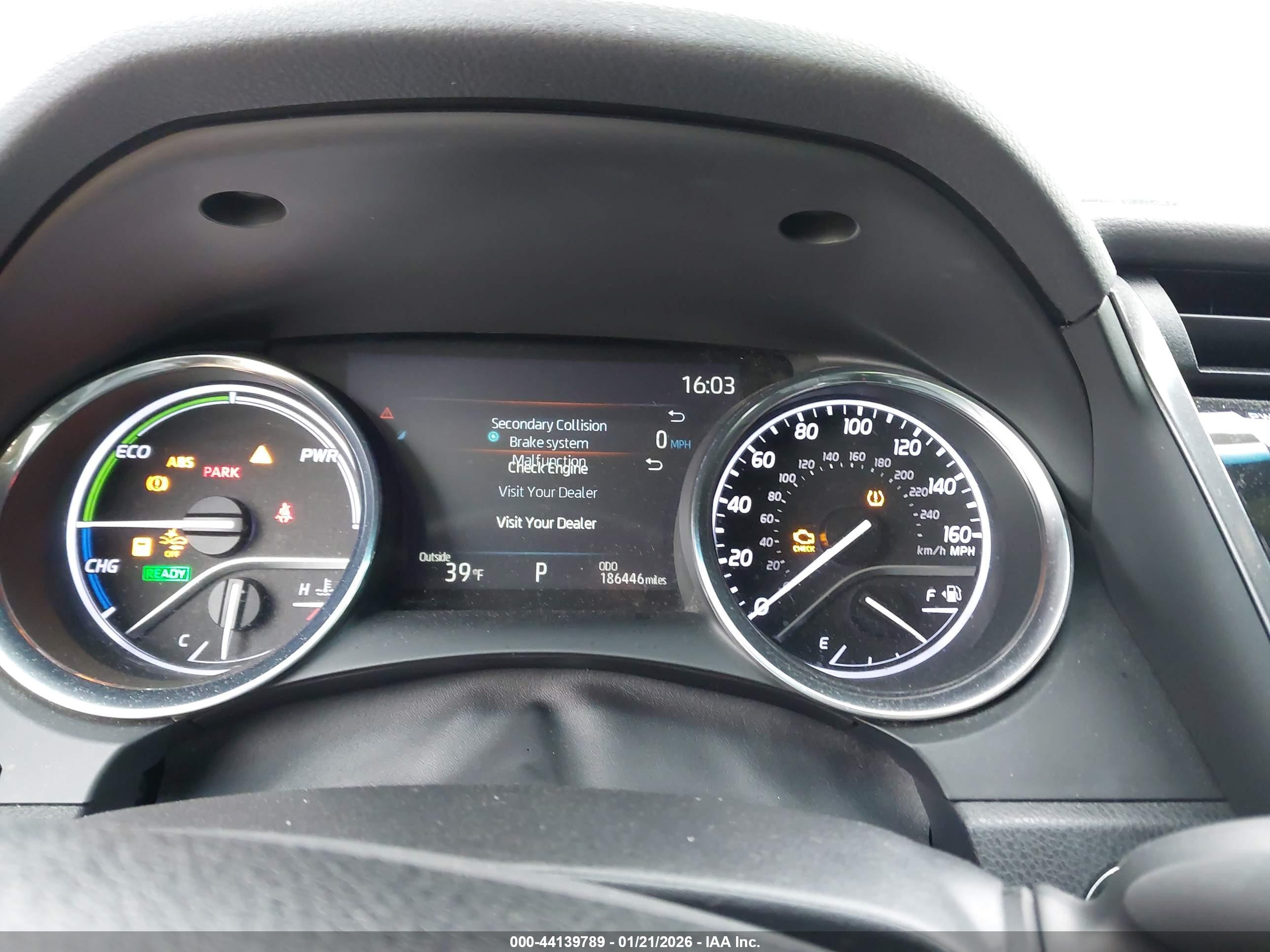 TOYOTA CAMRY image 7