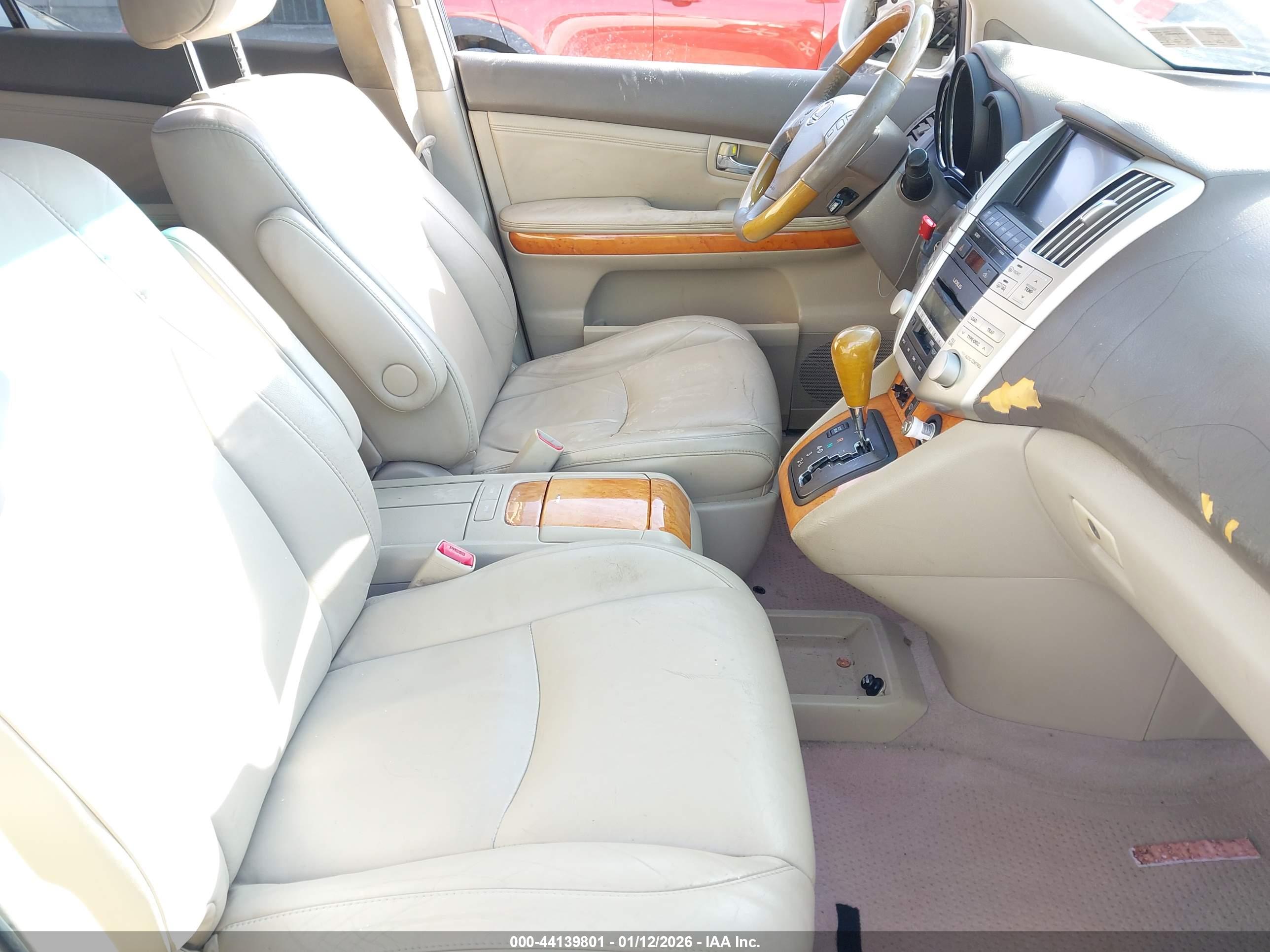 LEXUS RX image 5