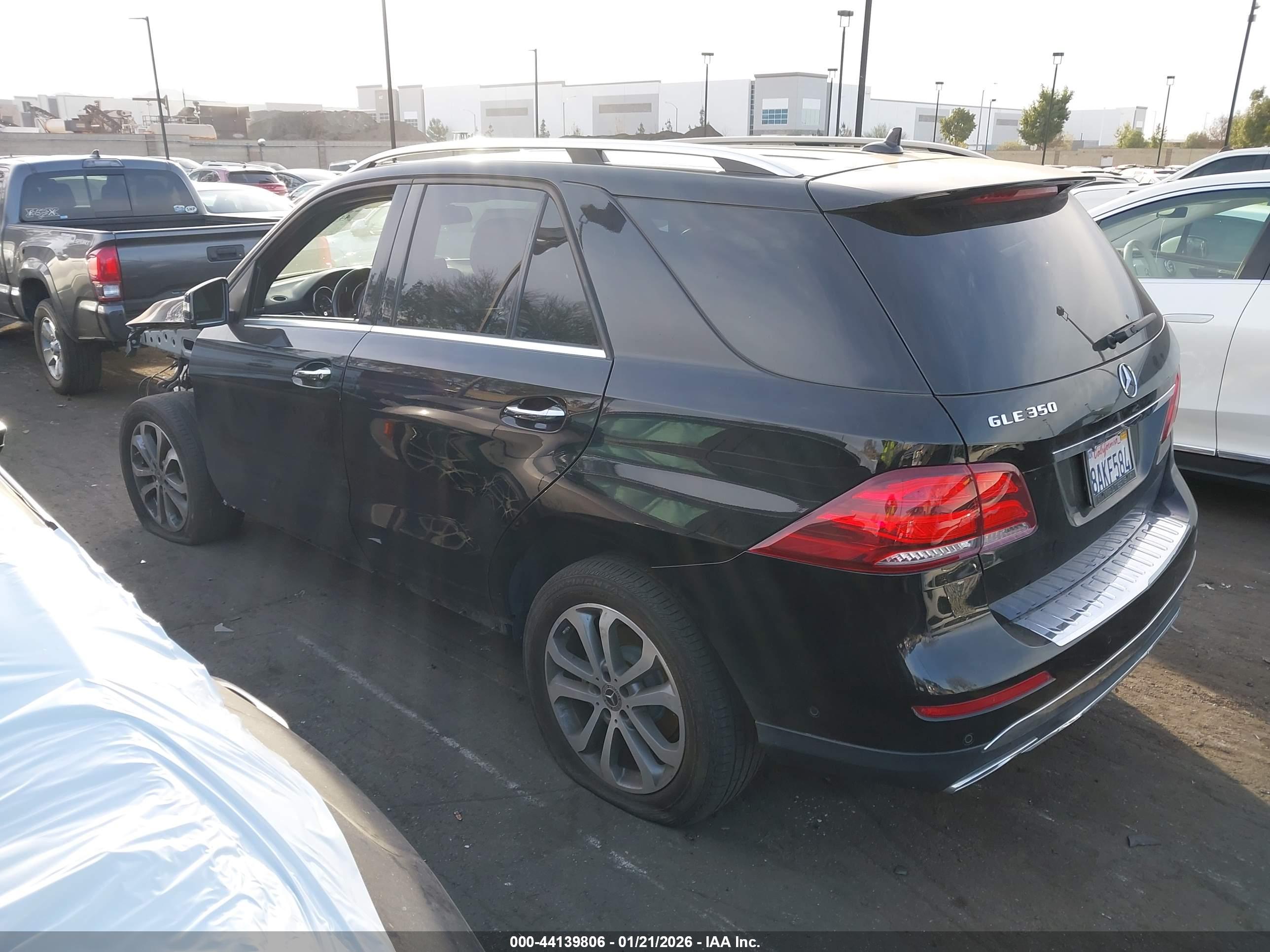 MERCEDES-BENZ GLE image 3