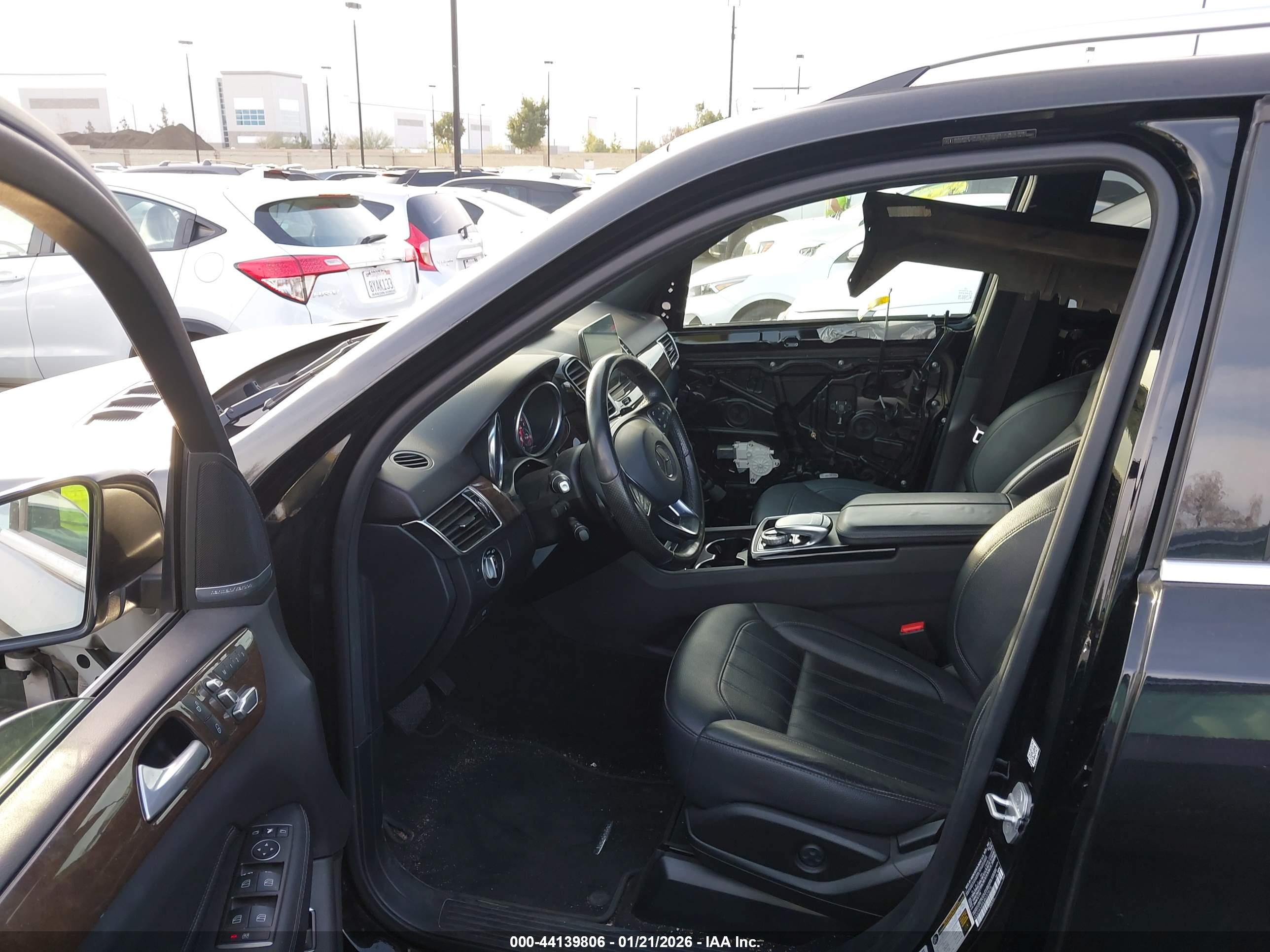 MERCEDES-BENZ GLE image 5