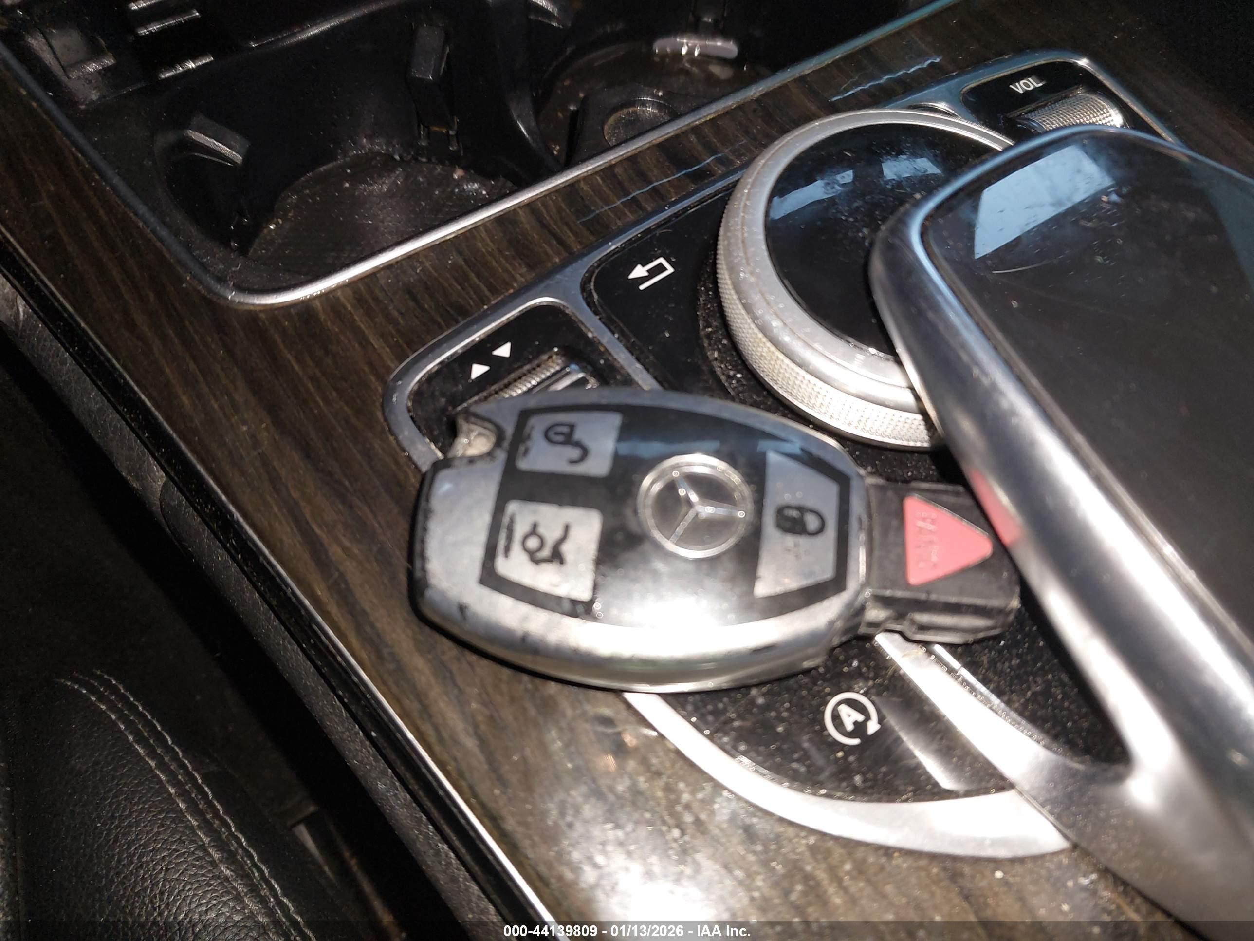 MERCEDES-BENZ C image 11