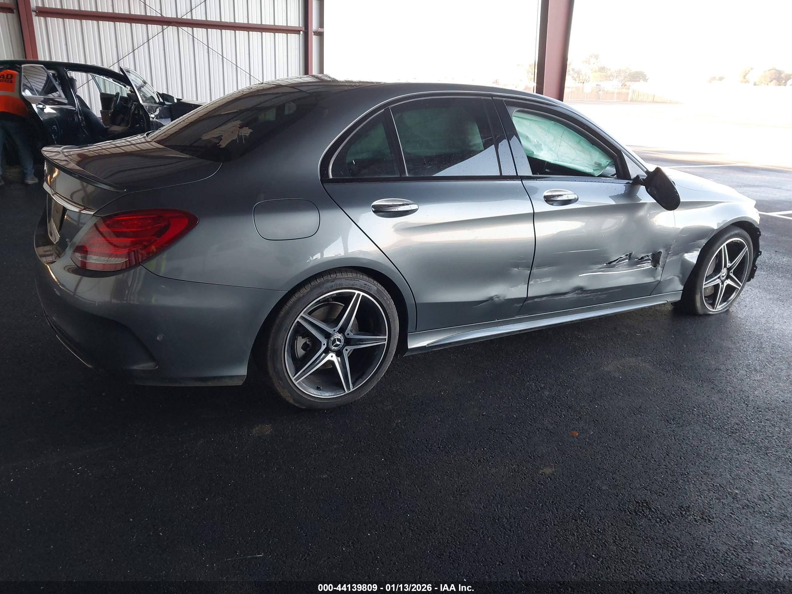 MERCEDES-BENZ C image 4