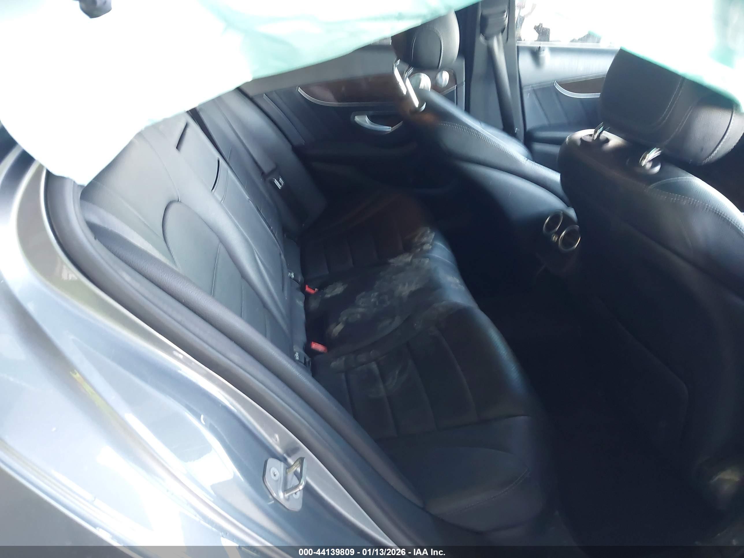 MERCEDES-BENZ C image 8