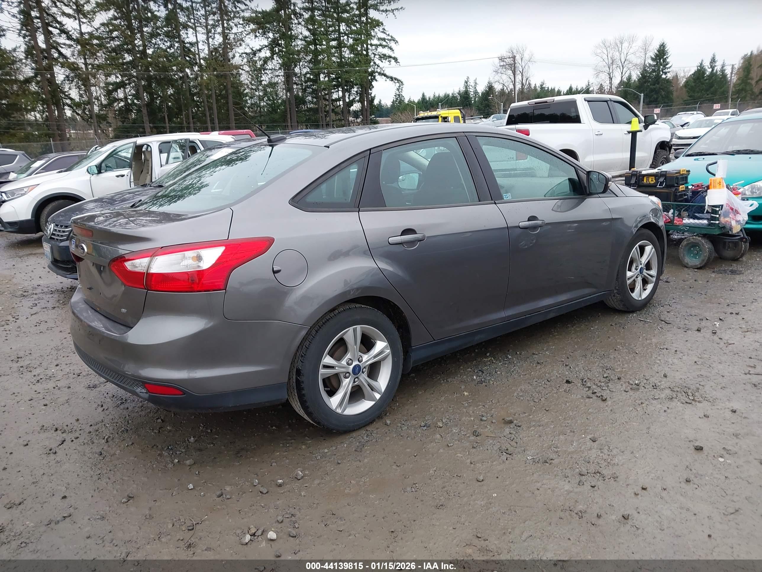 FORD FOCUS image 4
