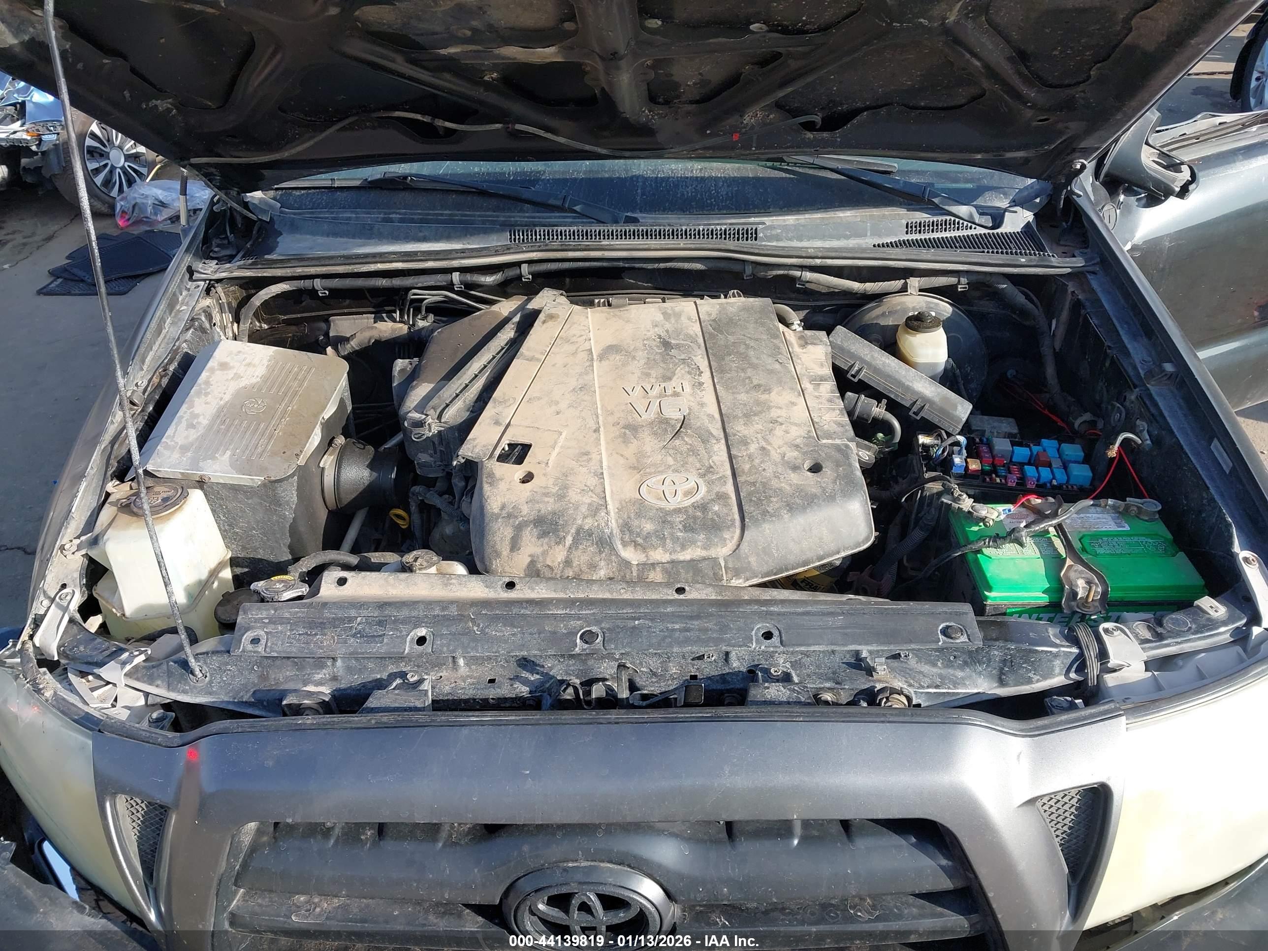 TOYOTA TACOMA image 10