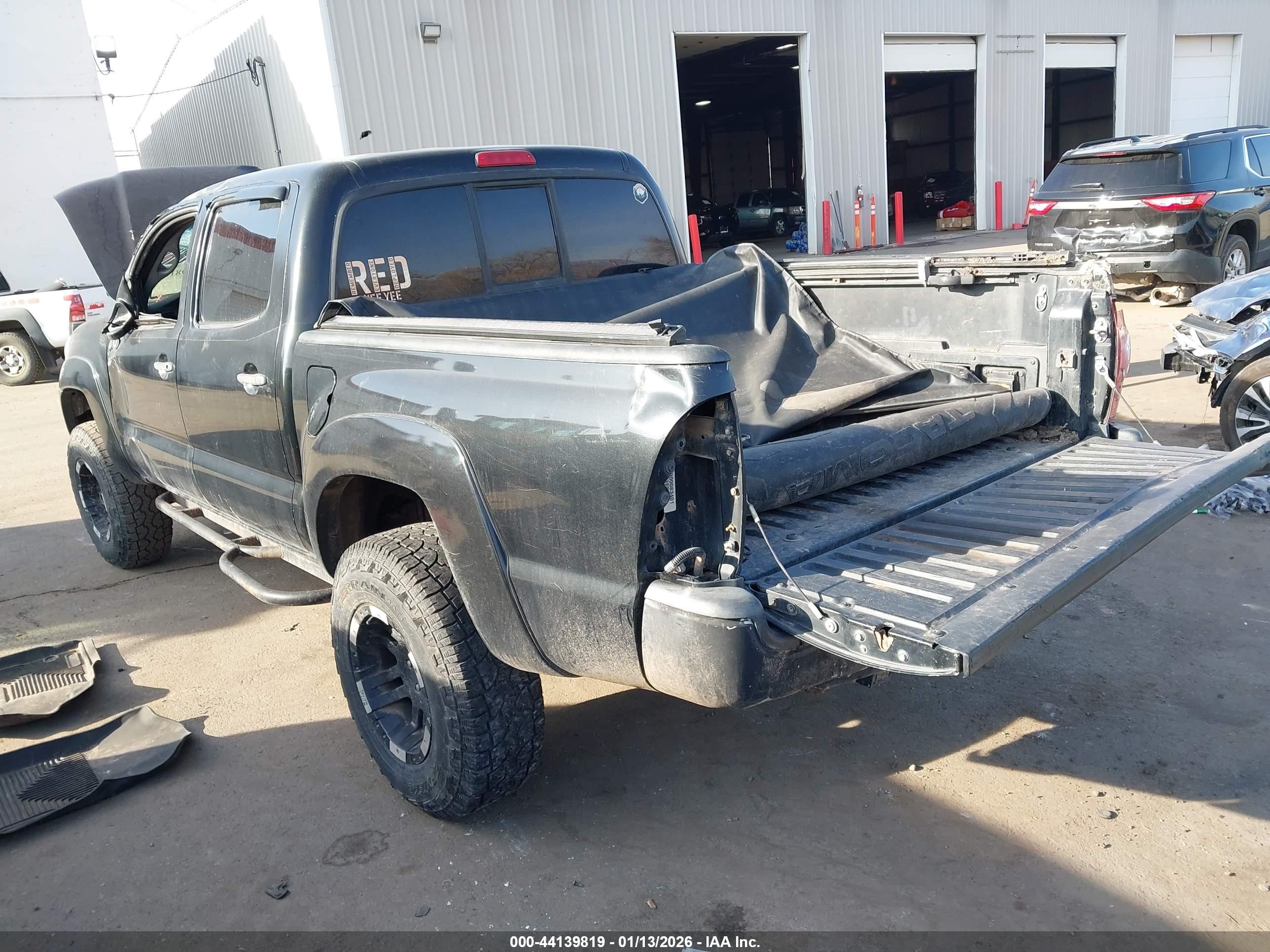 TOYOTA TACOMA image 3
