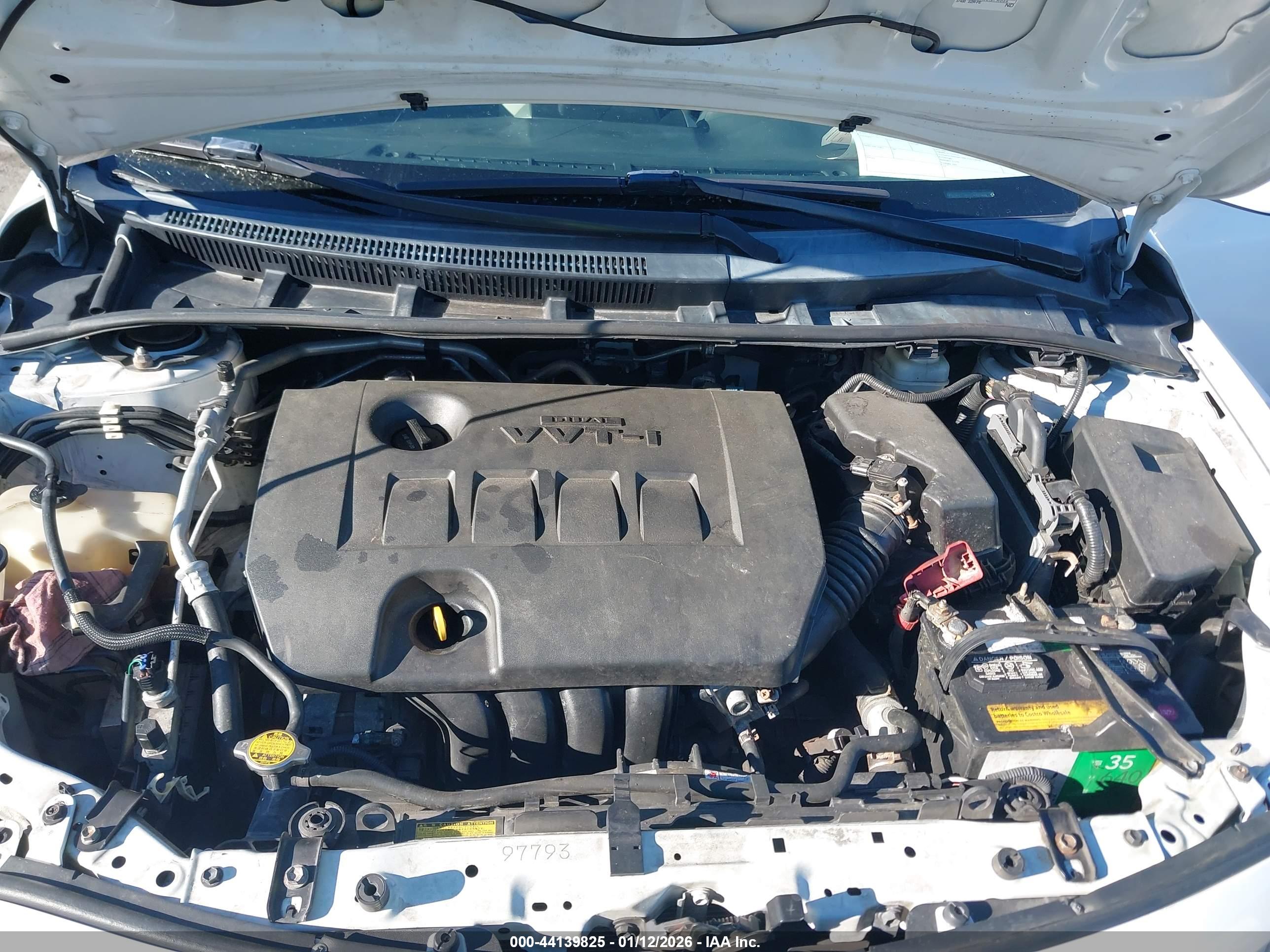 TOYOTA COROLLA image 10