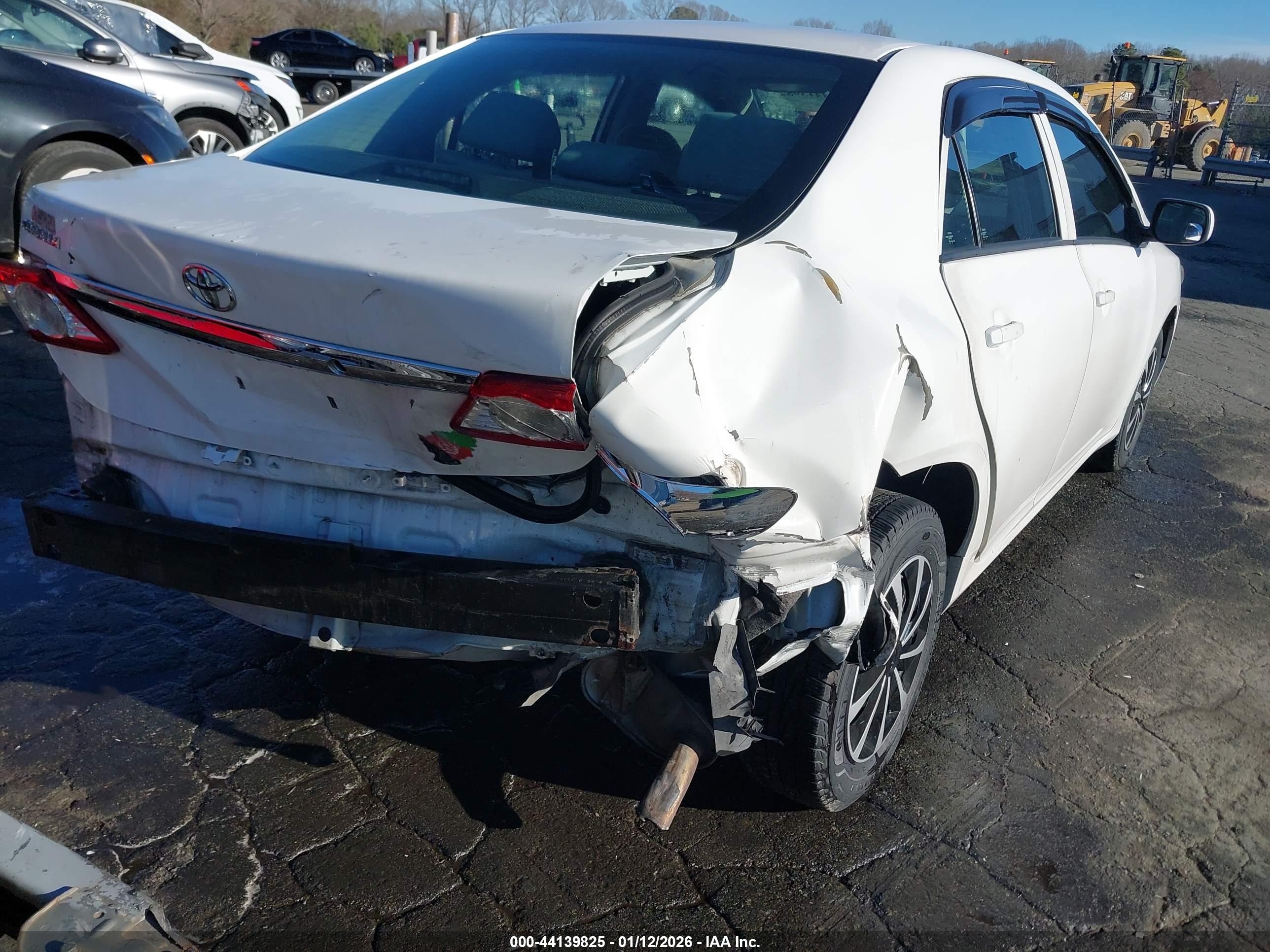 TOYOTA COROLLA image 6
