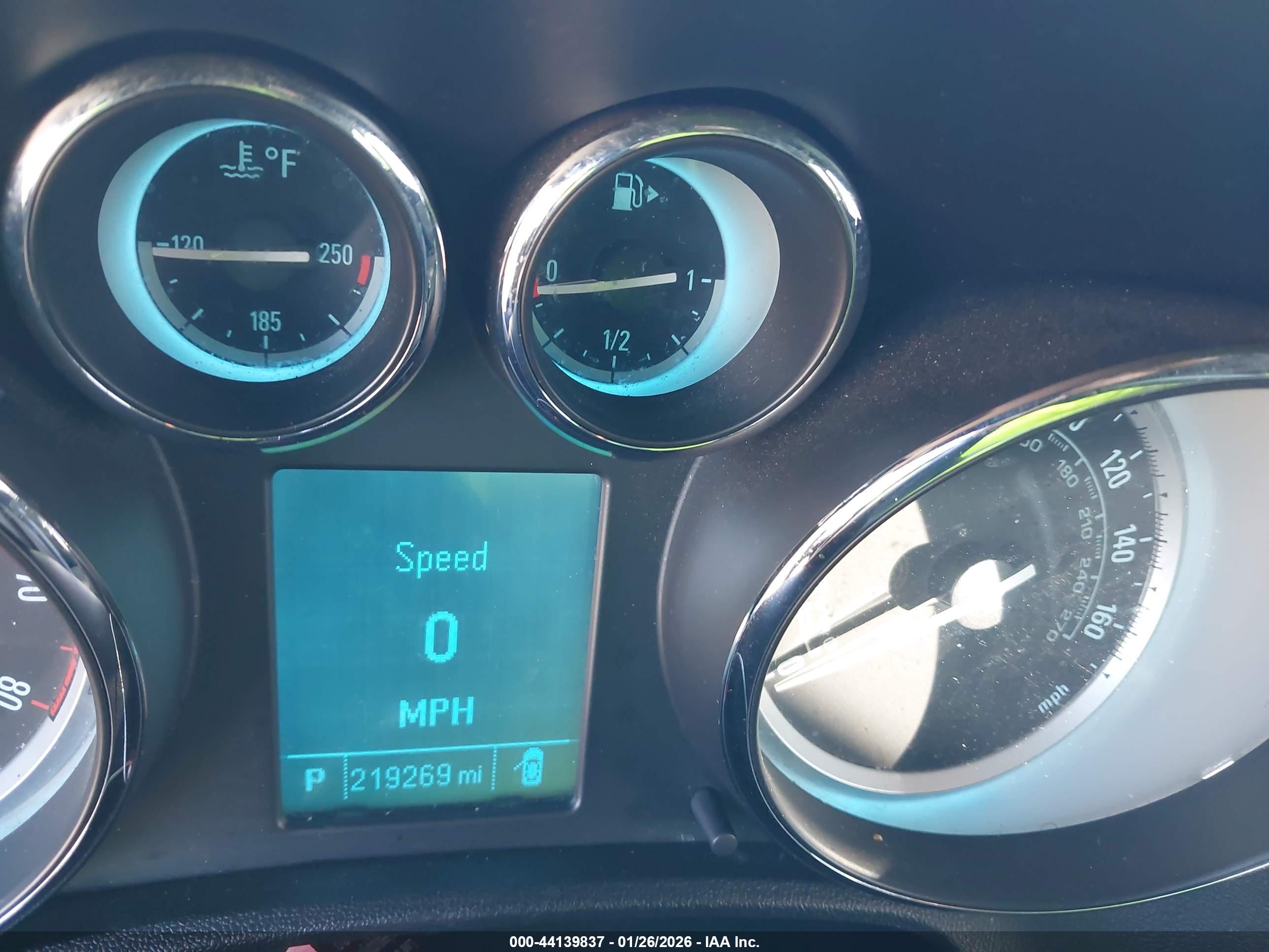 BUICK VERANO image 7