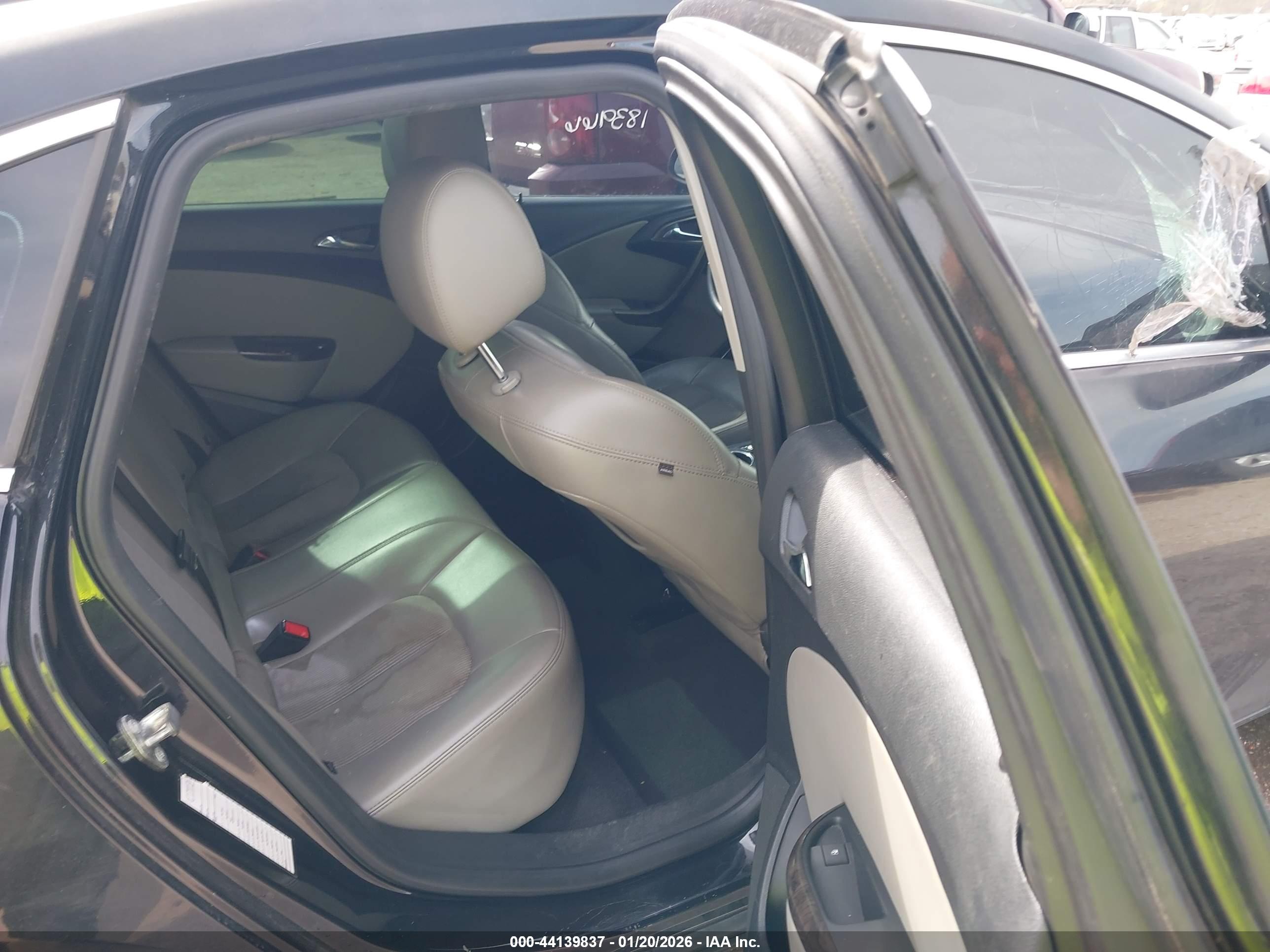 BUICK VERANO image 8