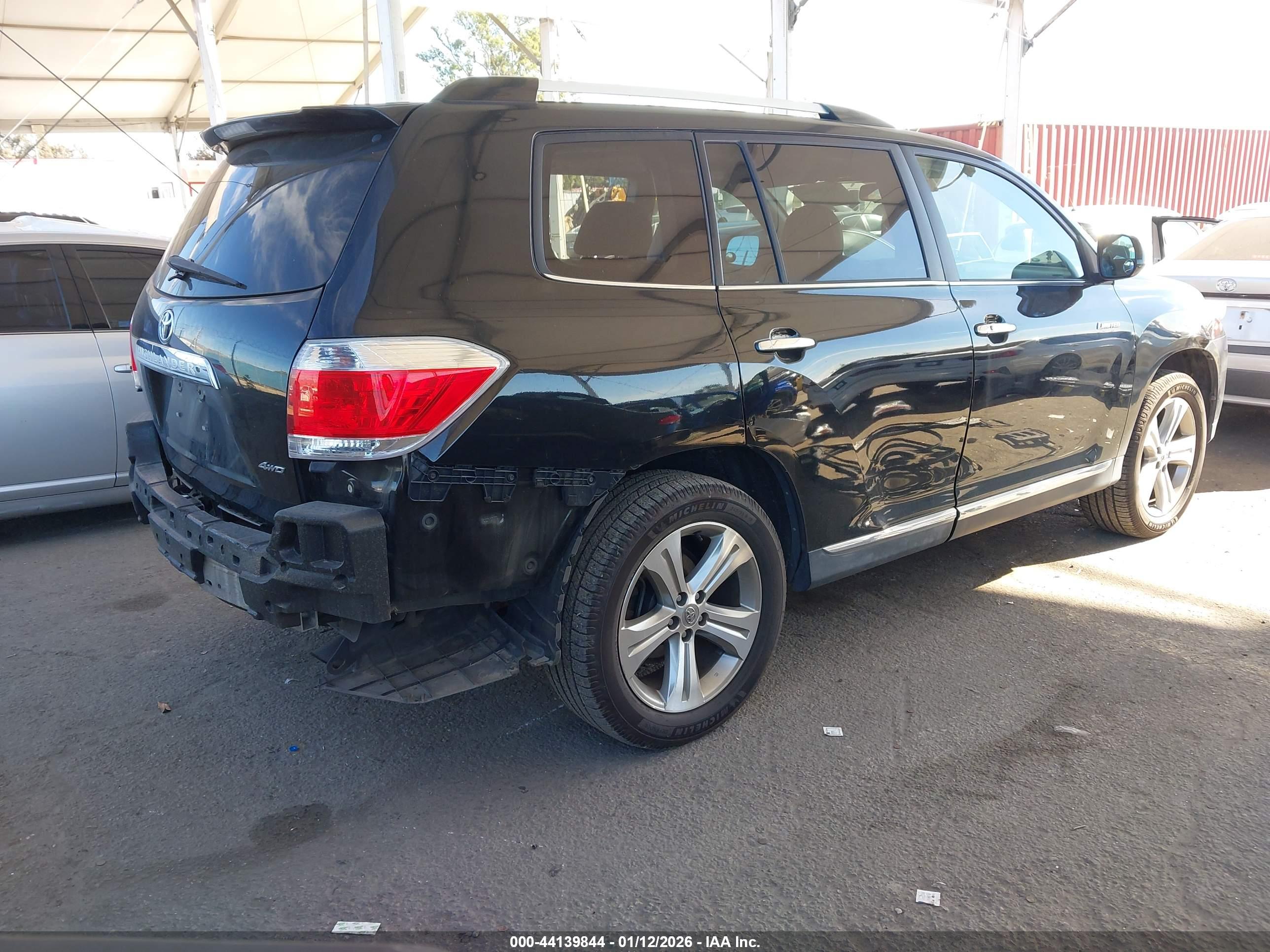 TOYOTA HIGHLANDER image 4