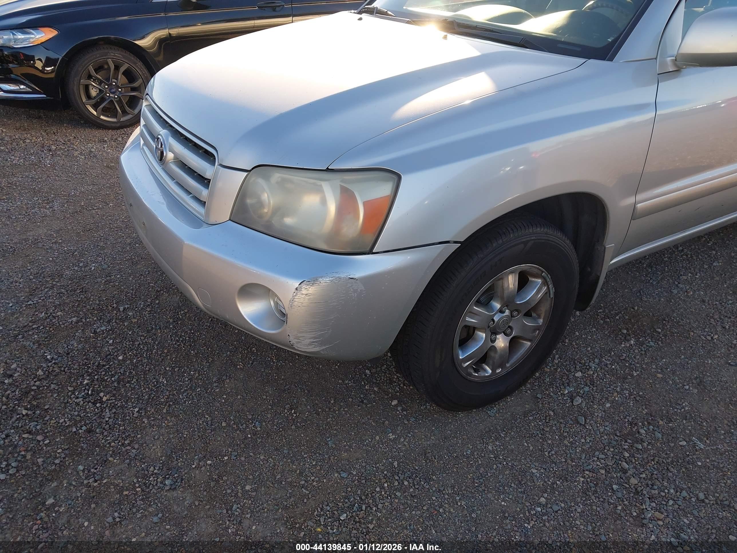 TOYOTA HIGHLANDER image 6