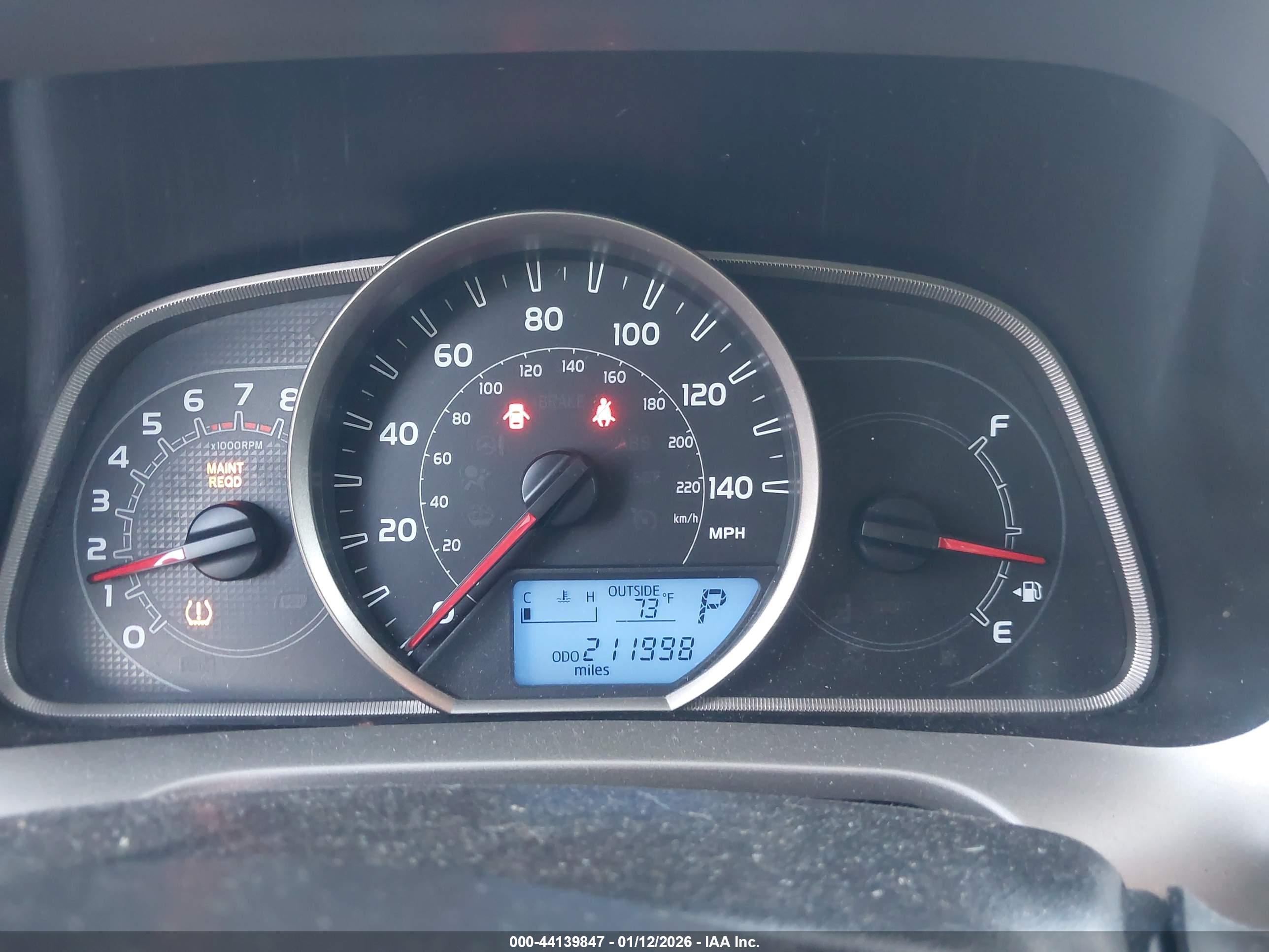 TOYOTA RAV4 image 7