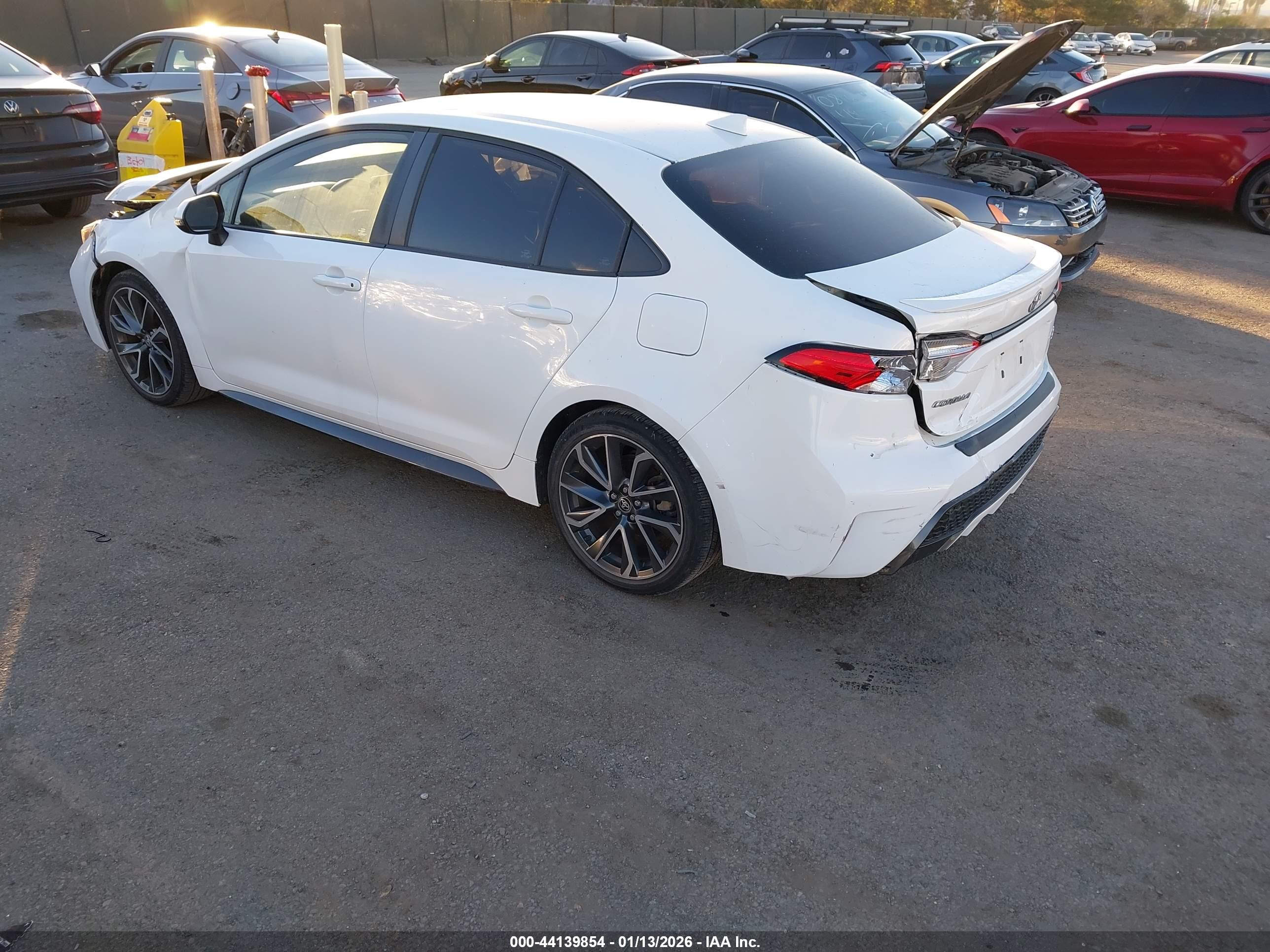 TOYOTA COROLLA image 3