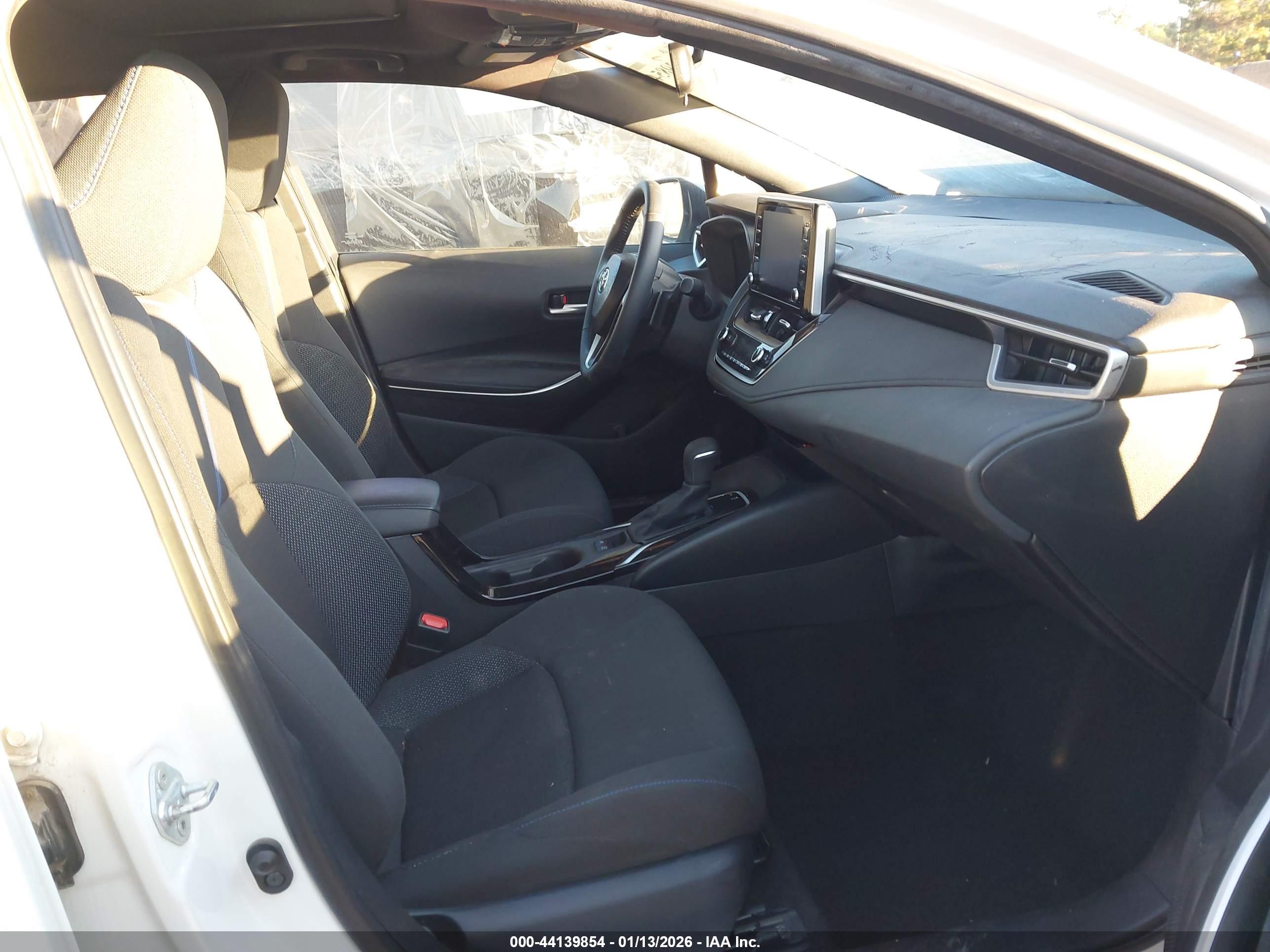 TOYOTA COROLLA image 5