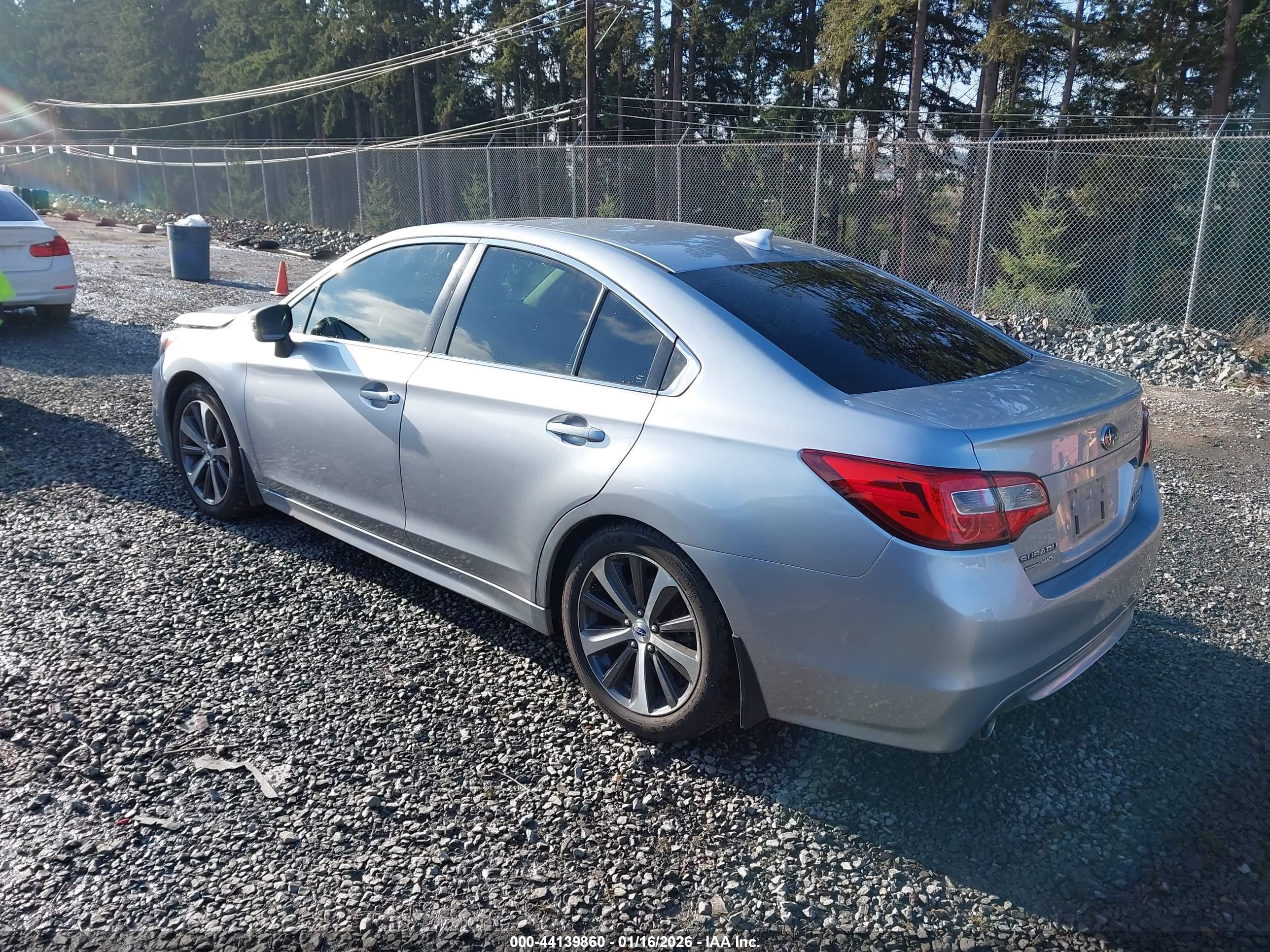 SUBARU LEGACY image 3