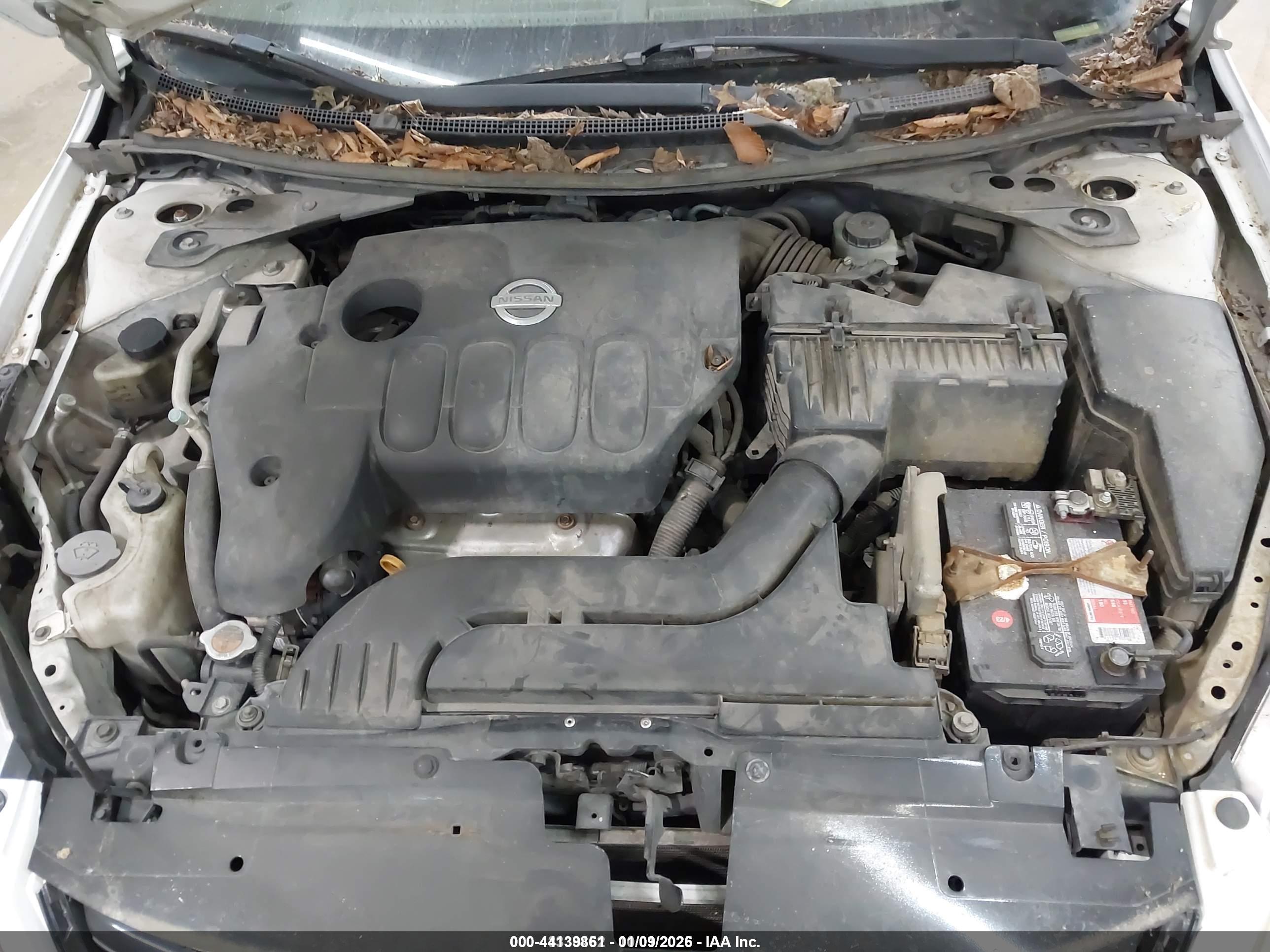 NISSAN ALTIMA image 10