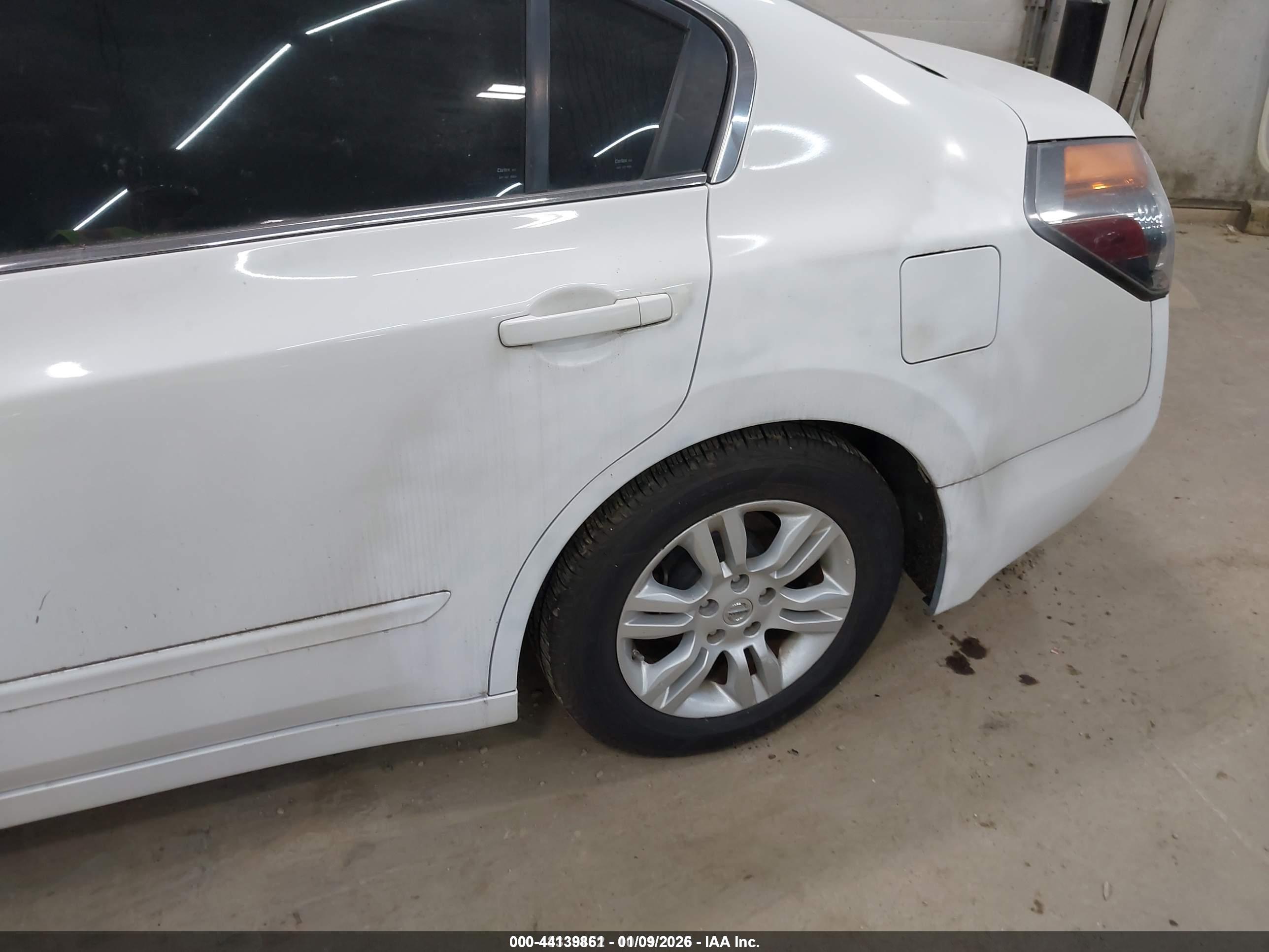 NISSAN ALTIMA image 6