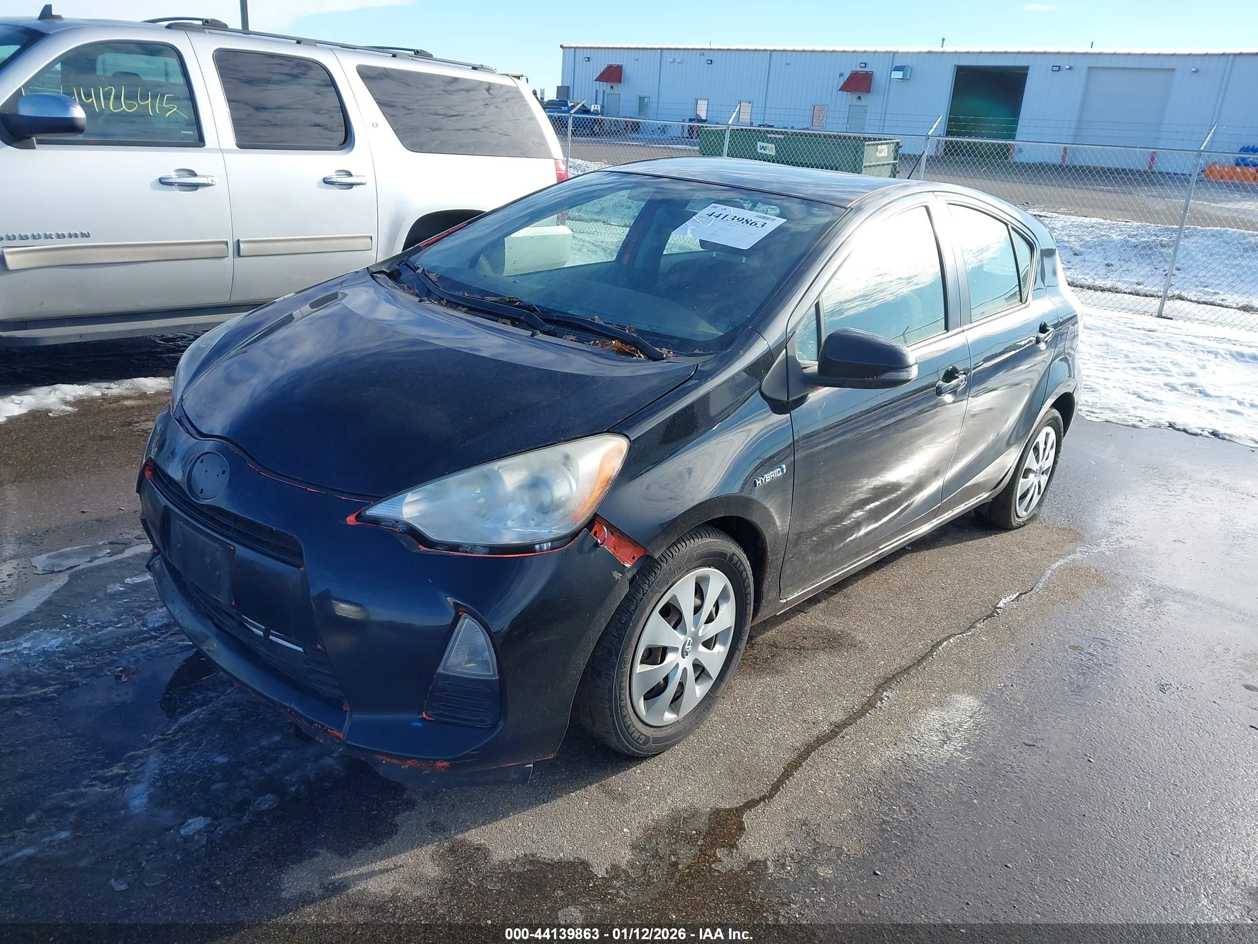 TOYOTA PRIUS image 2