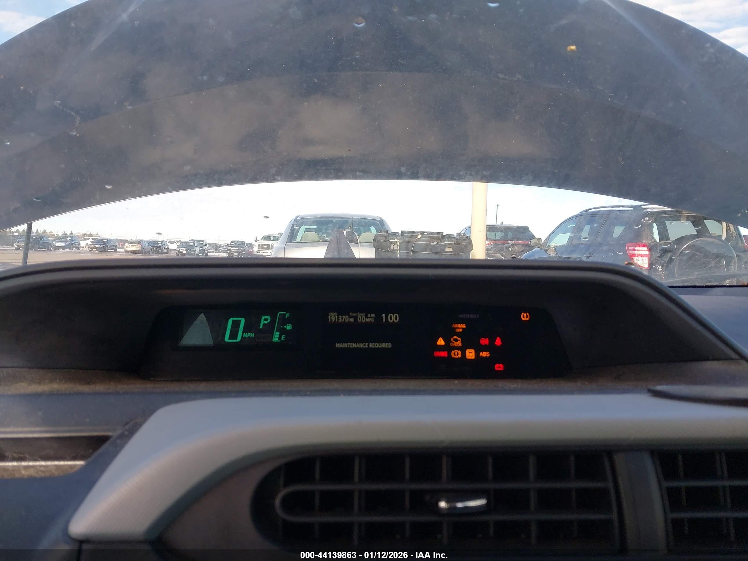 TOYOTA PRIUS image 7