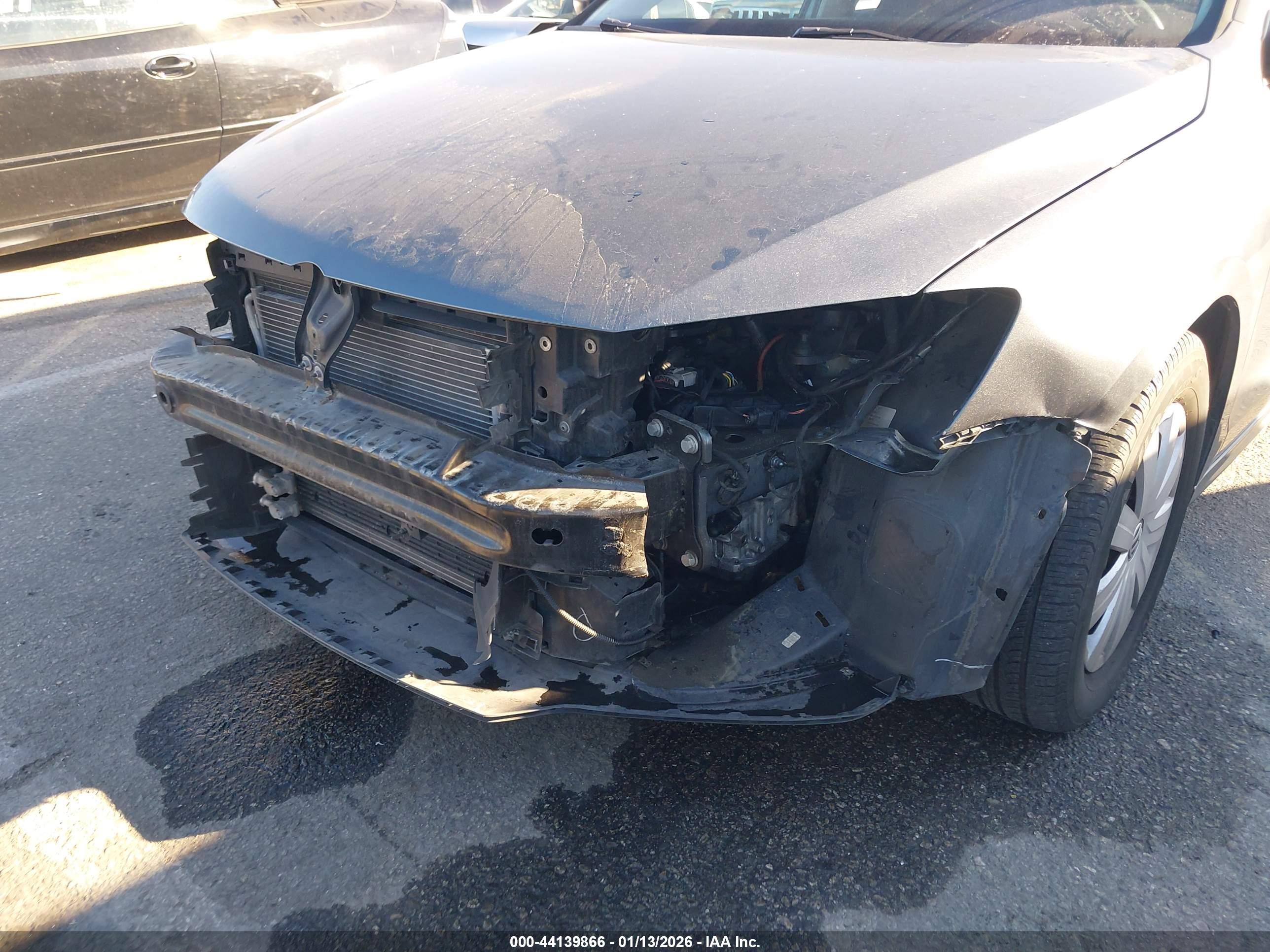 VOLKSWAGEN JETTA image 6