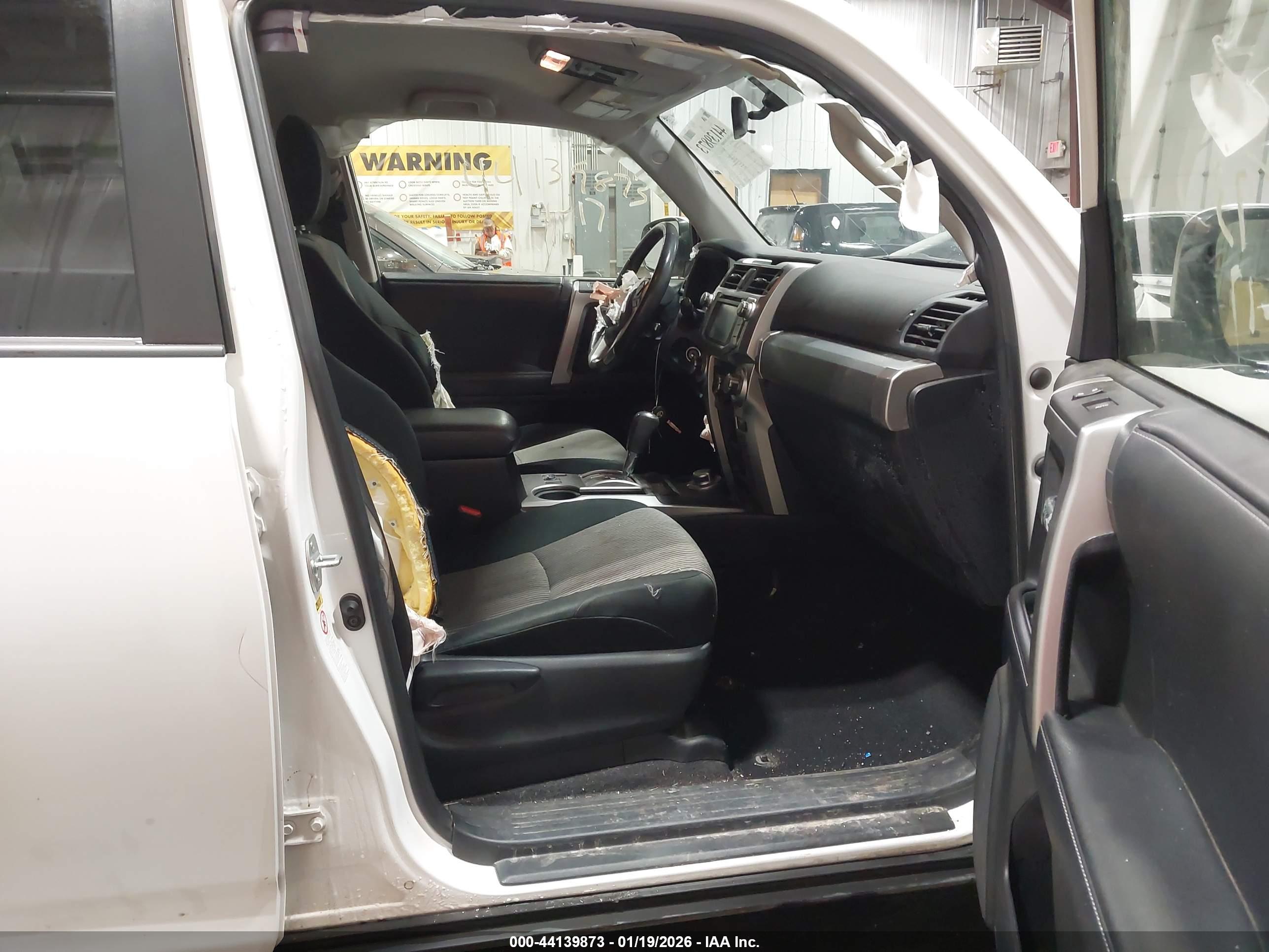 TOYOTA 4RUNNER image 5