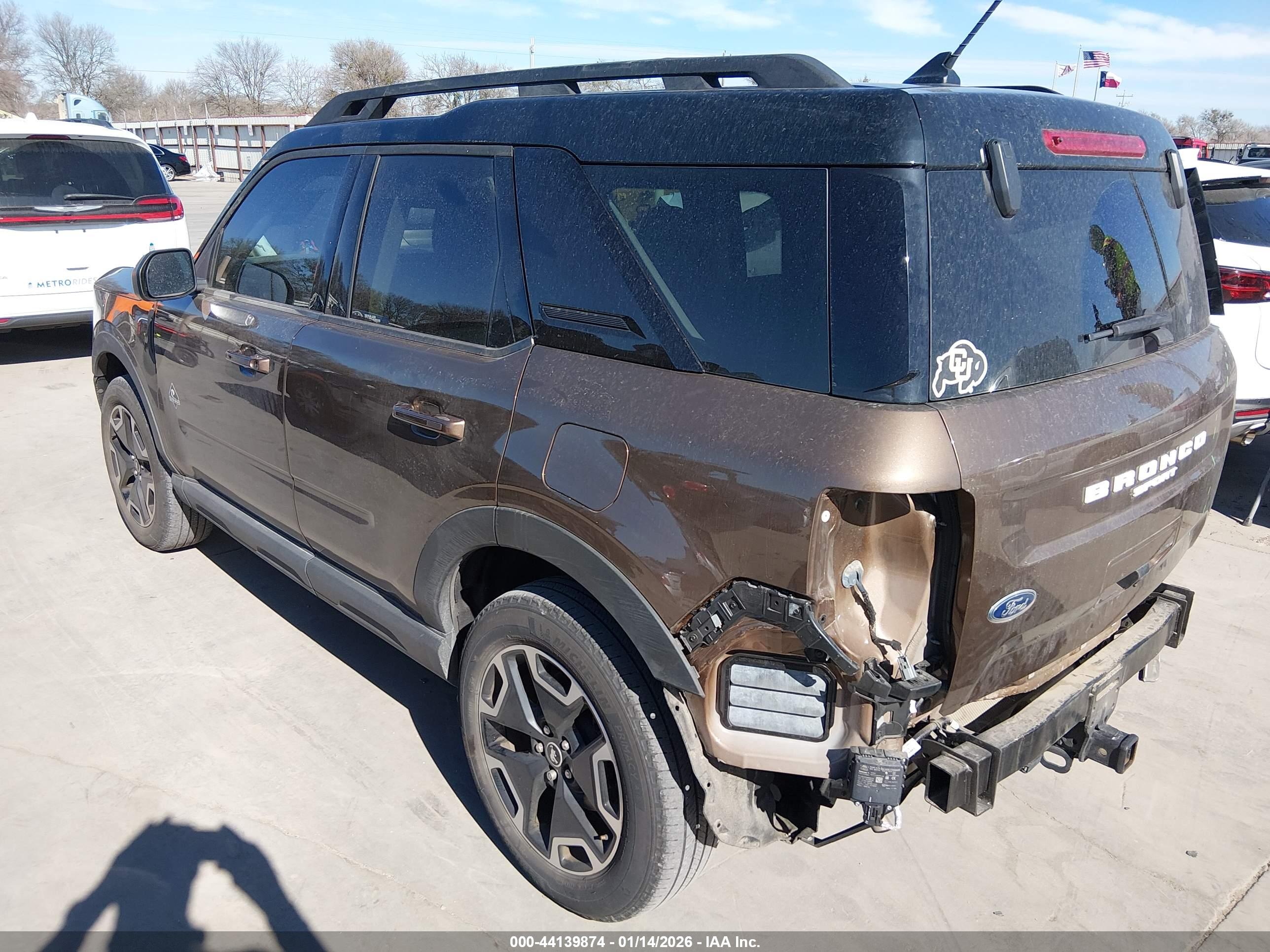 FORD BRONCO image 3