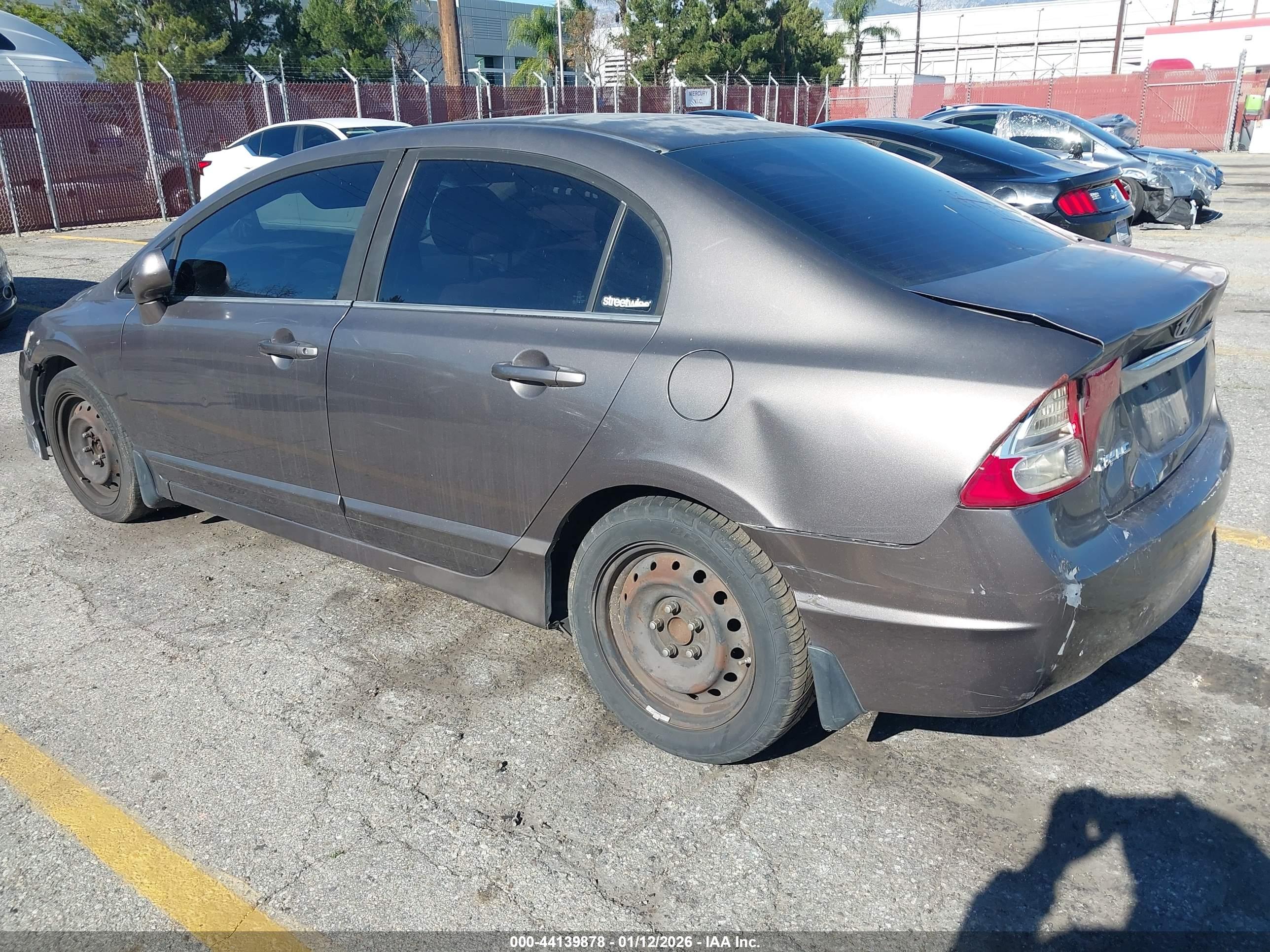 HONDA CIVIC image 3