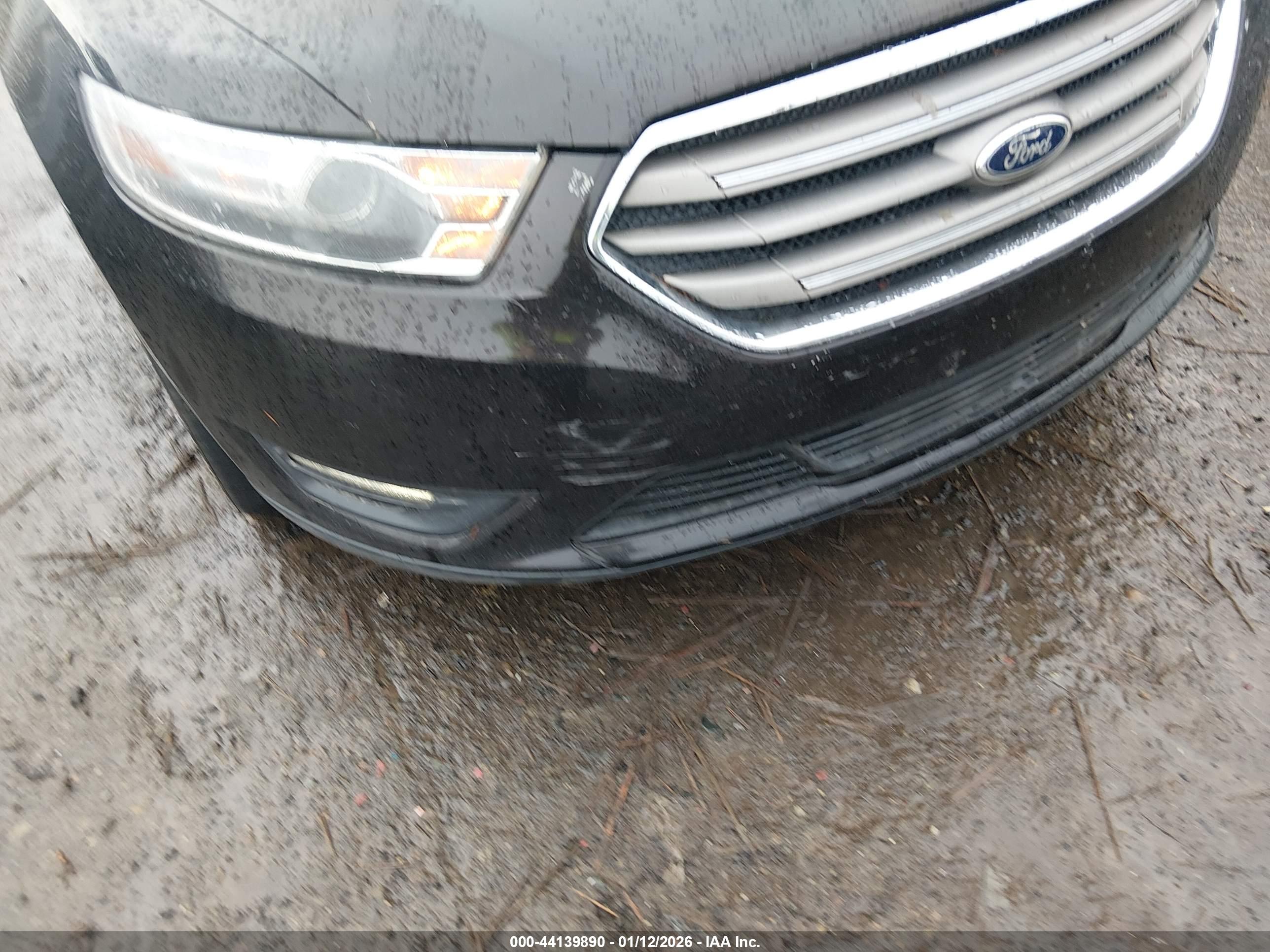 FORD TAURUS image 6