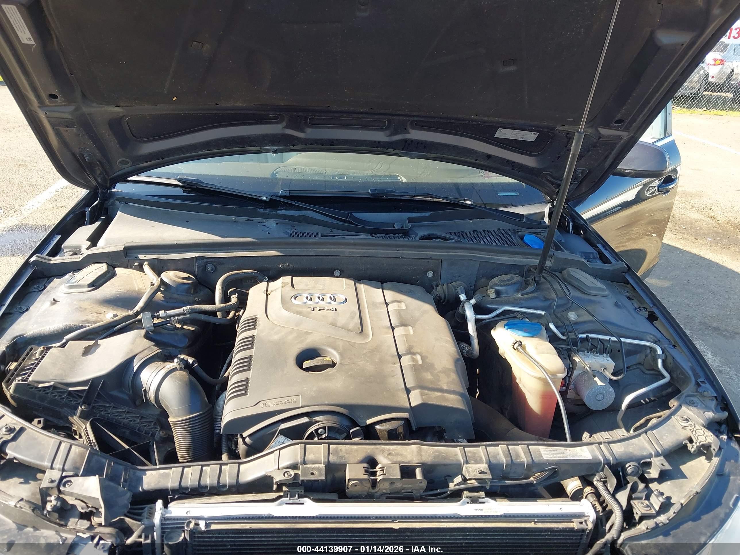AUDI A4 image 10