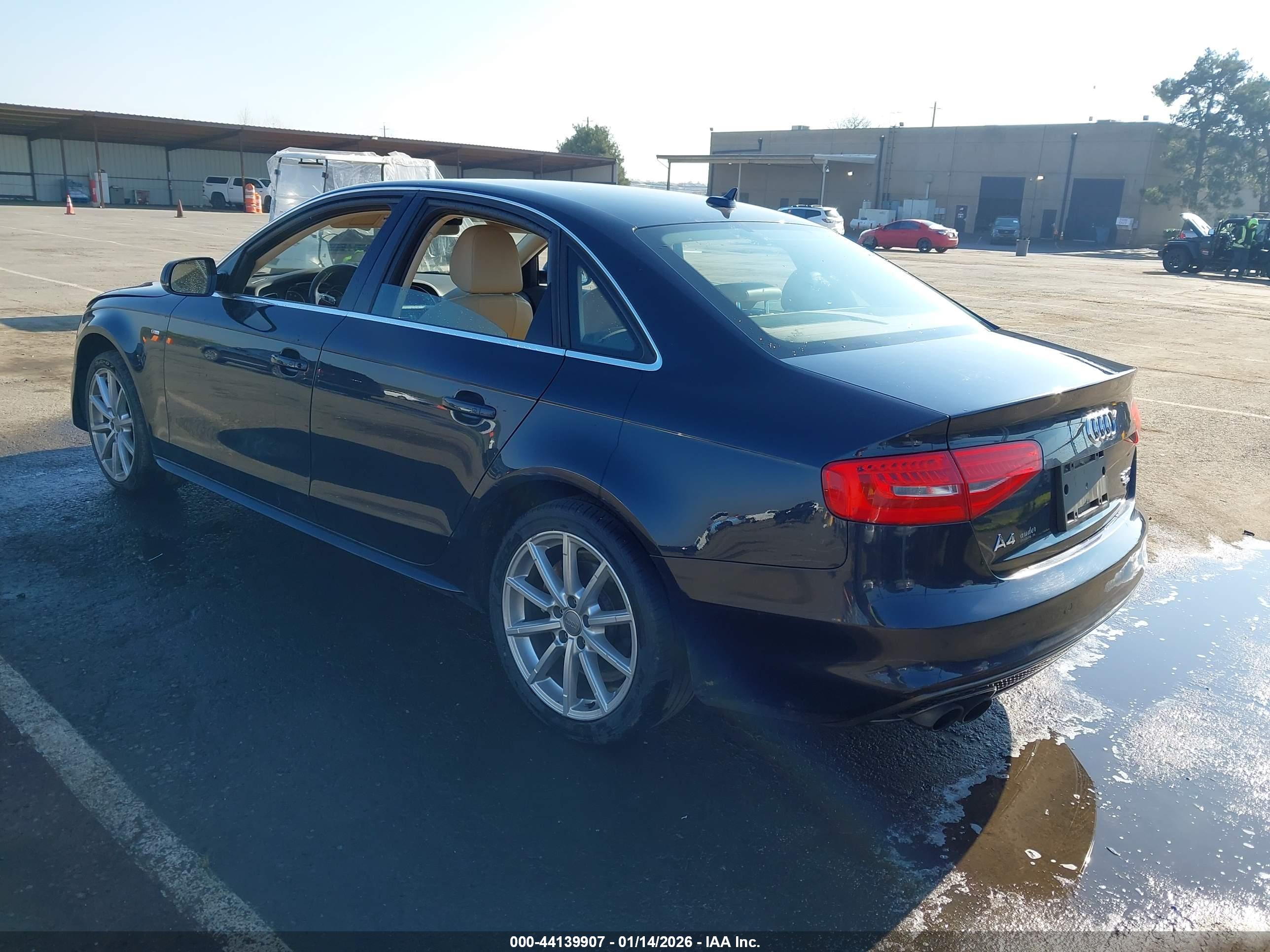 AUDI A4 image 3