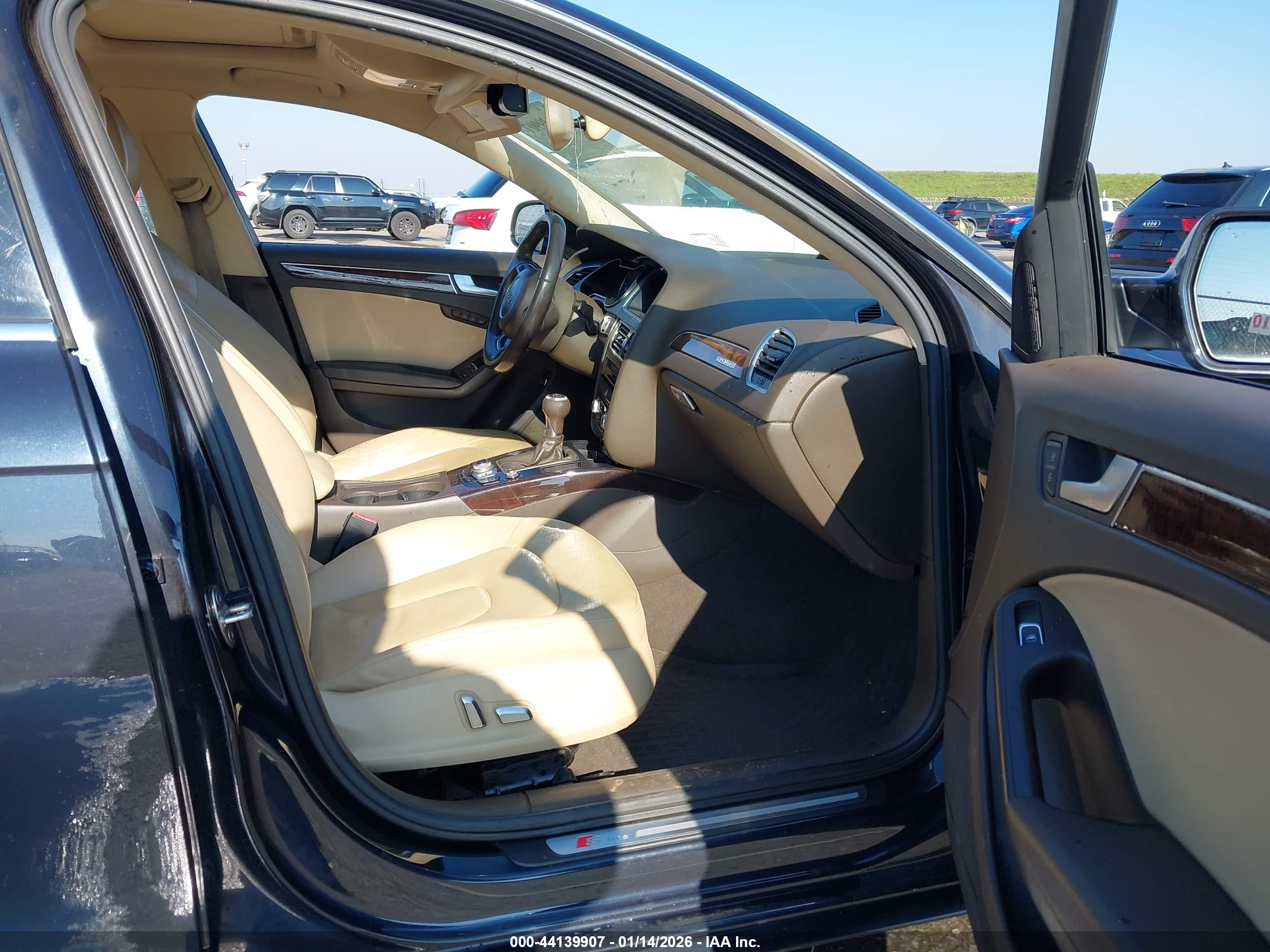 AUDI A4 image 5