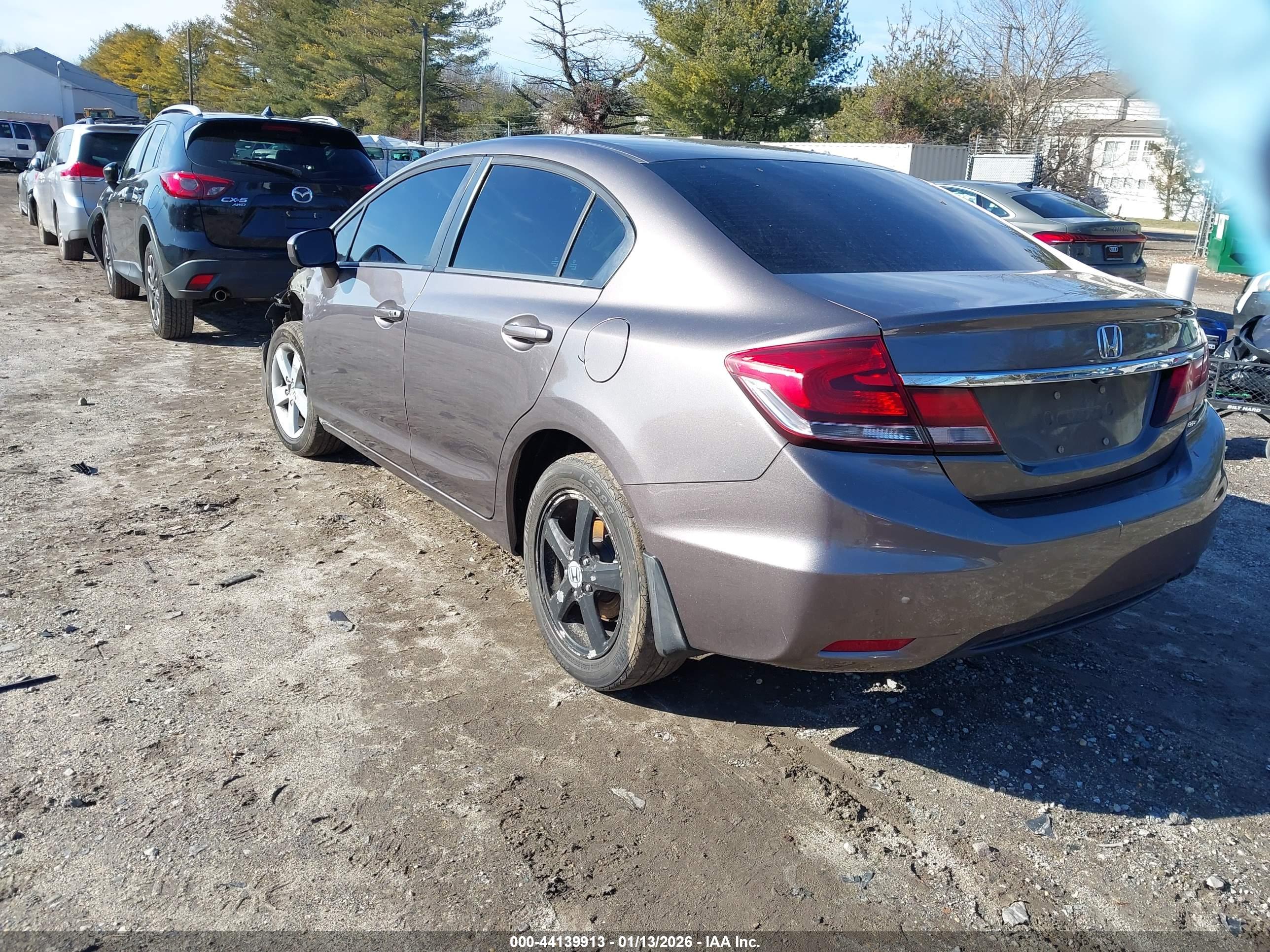 HONDA CIVIC image 3