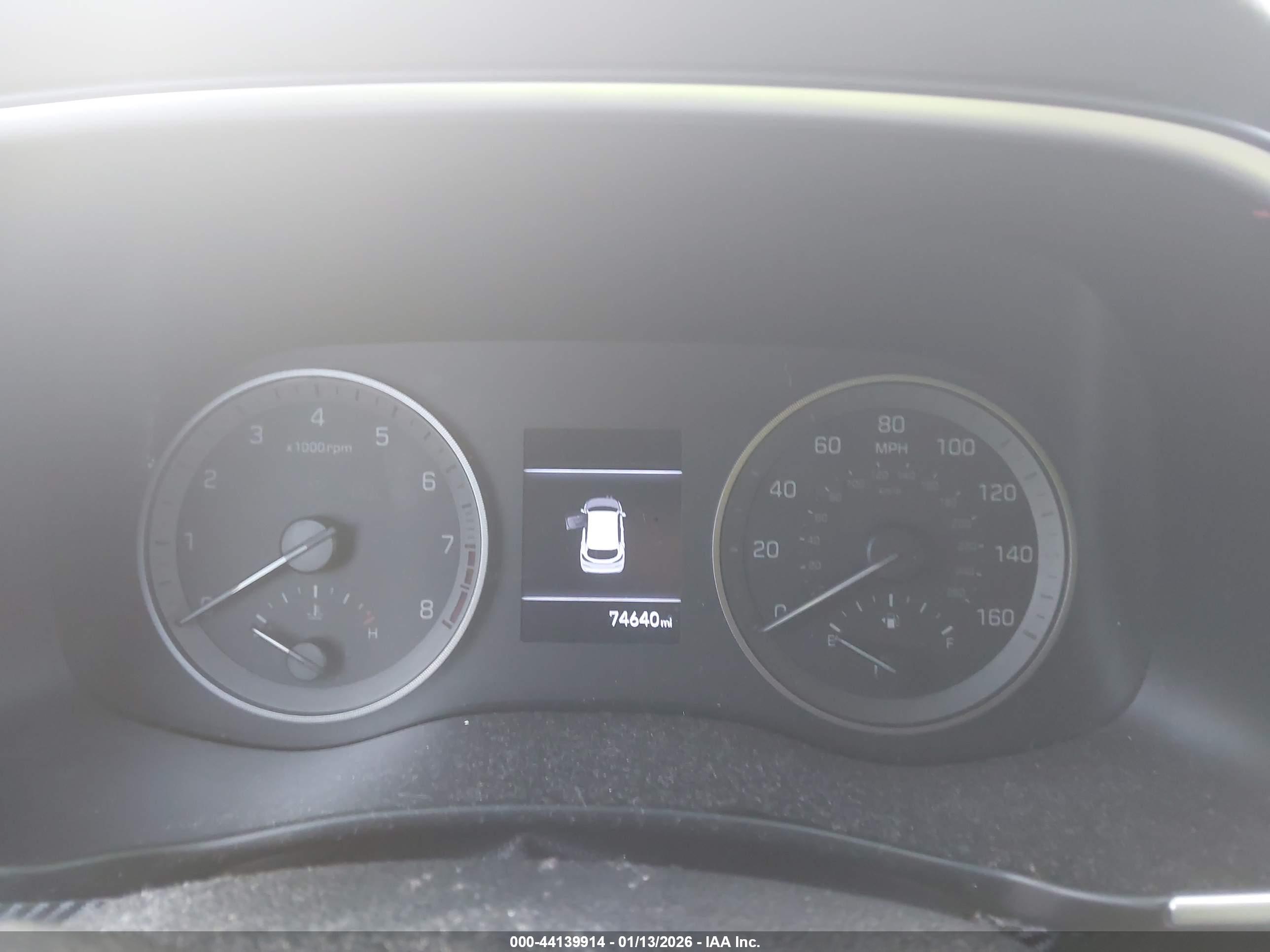 HYUNDAI TUCSON image 7