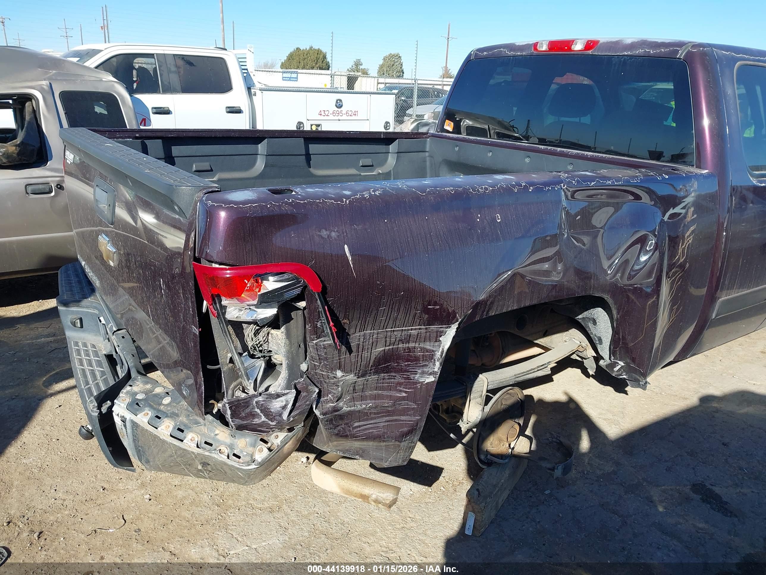 CHEVROLET SILVERADO image 6