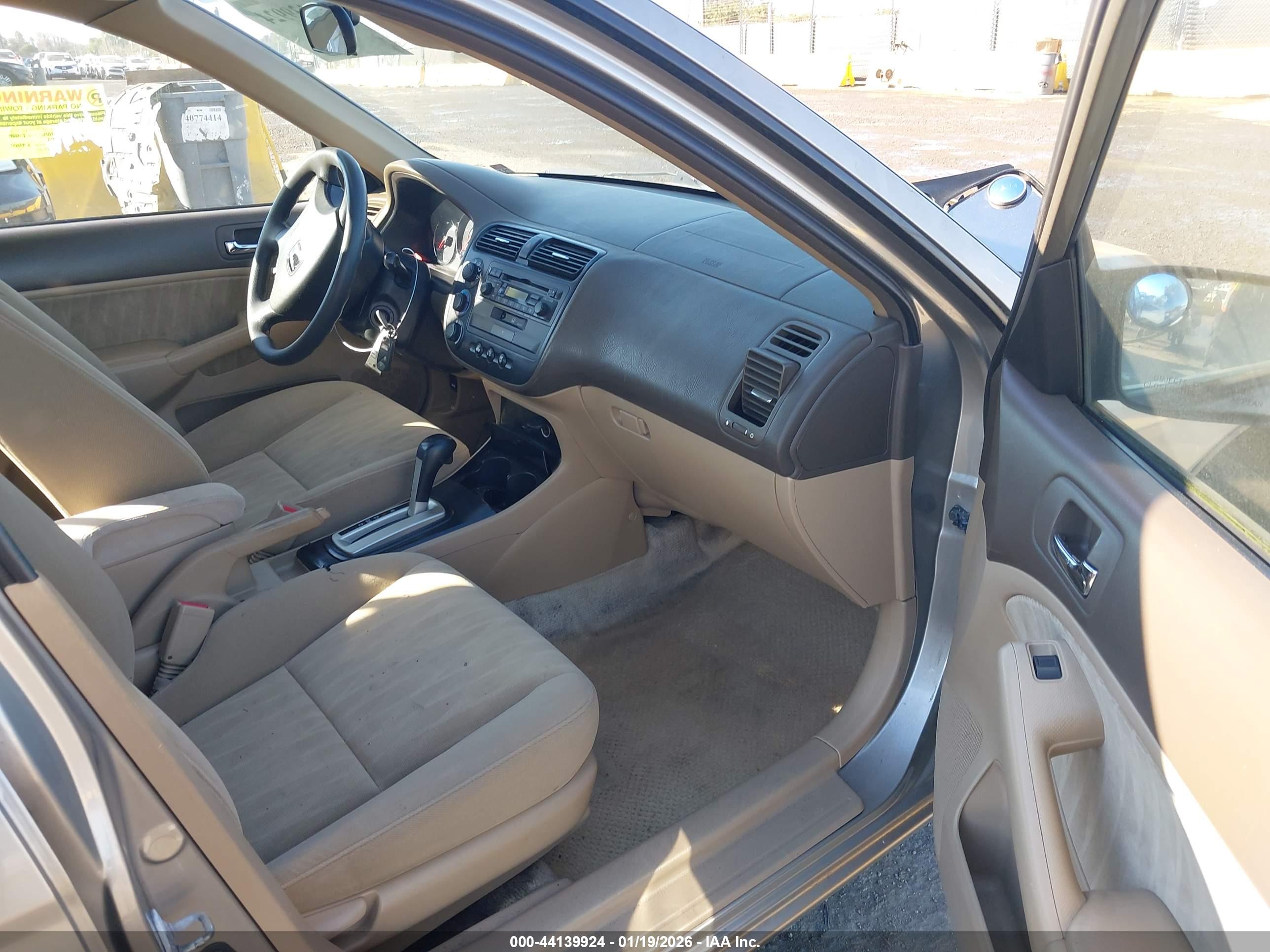 HONDA CIVIC image 5
