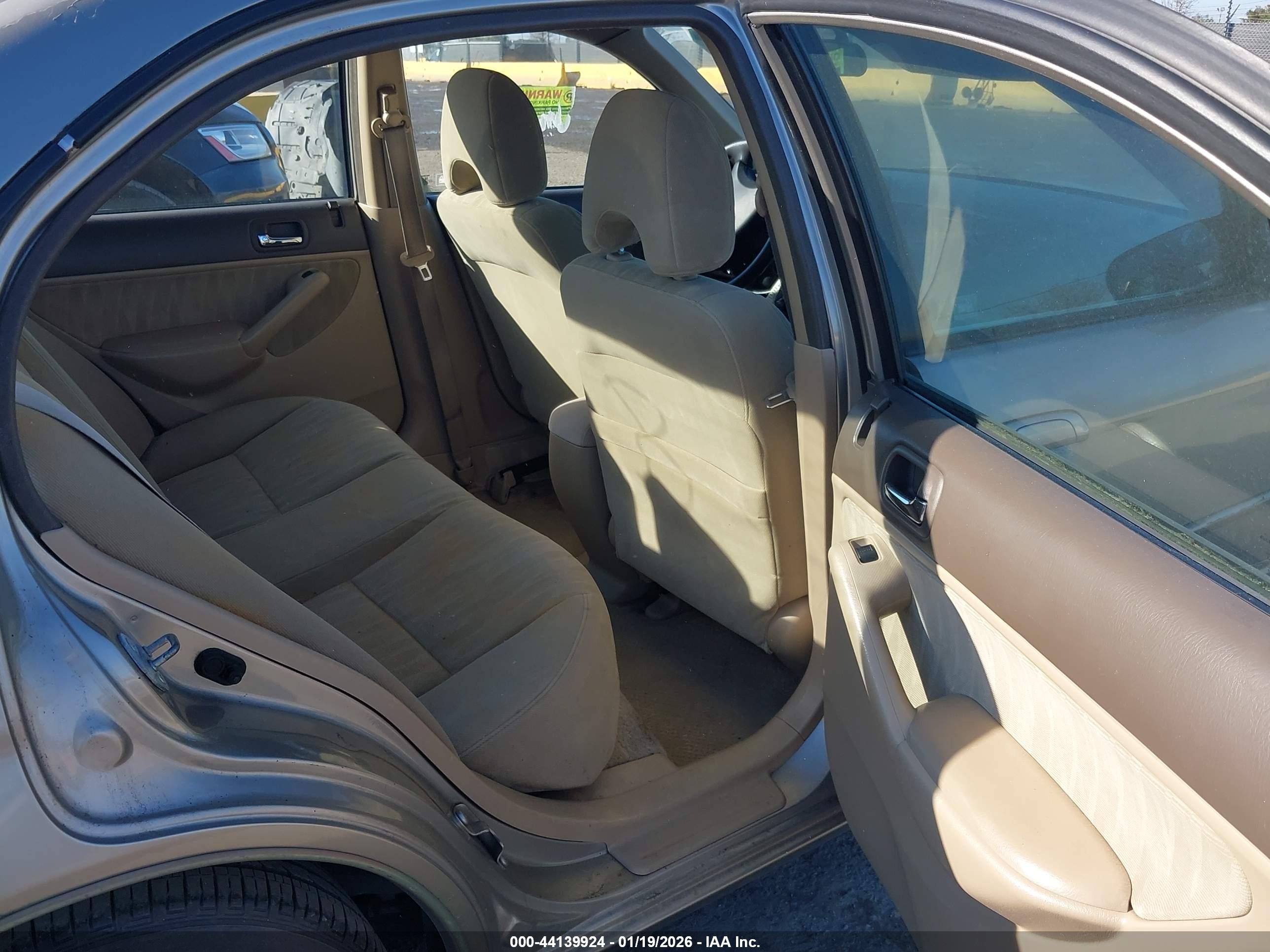 HONDA CIVIC image 8